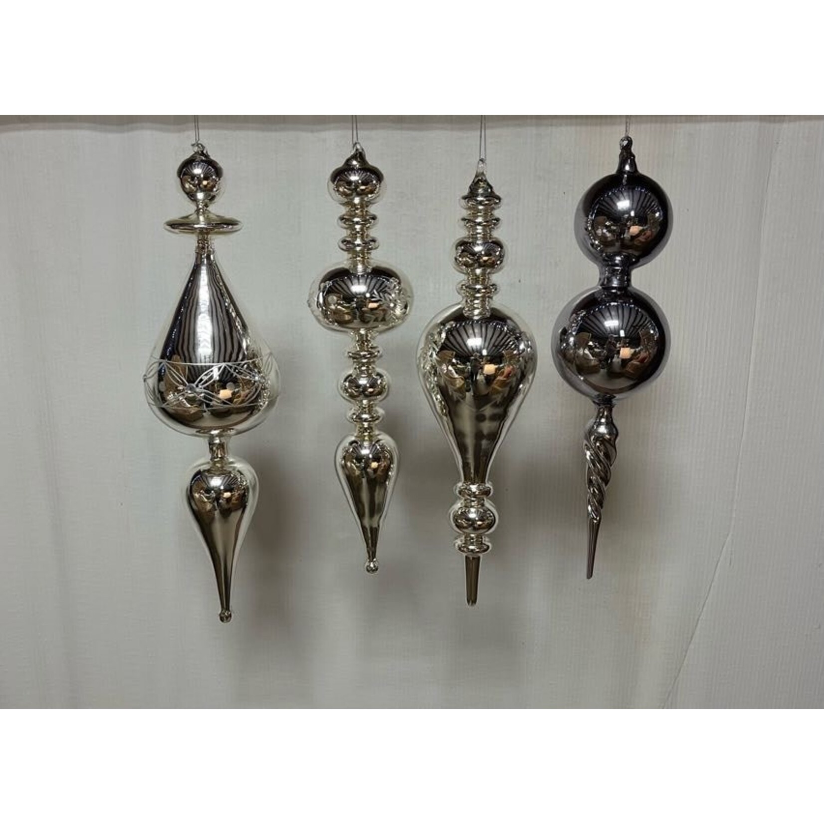 Jim Marvin Enterprises Shiny Silver Finial Ornament