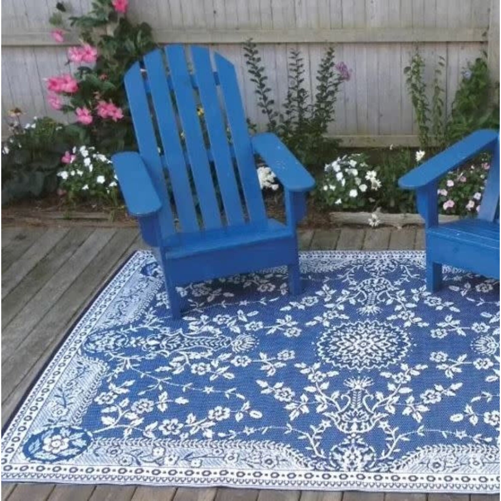 Border Concepts Garland Blue & White Mad Mats Reversible Outdoor Rug 4' x 6'