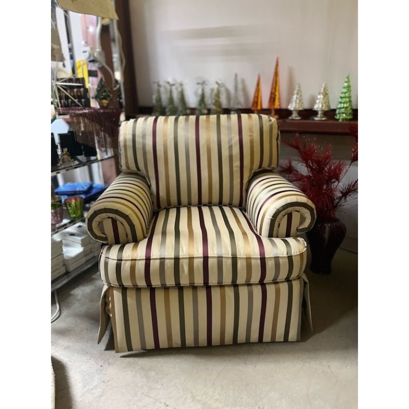 Sherrill Furniture Roll Arm Striped Chair 9601