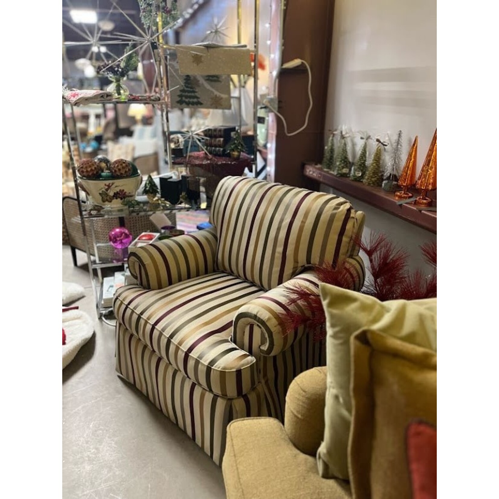 Sherrill Furniture Roll Arm Striped Chair 9601