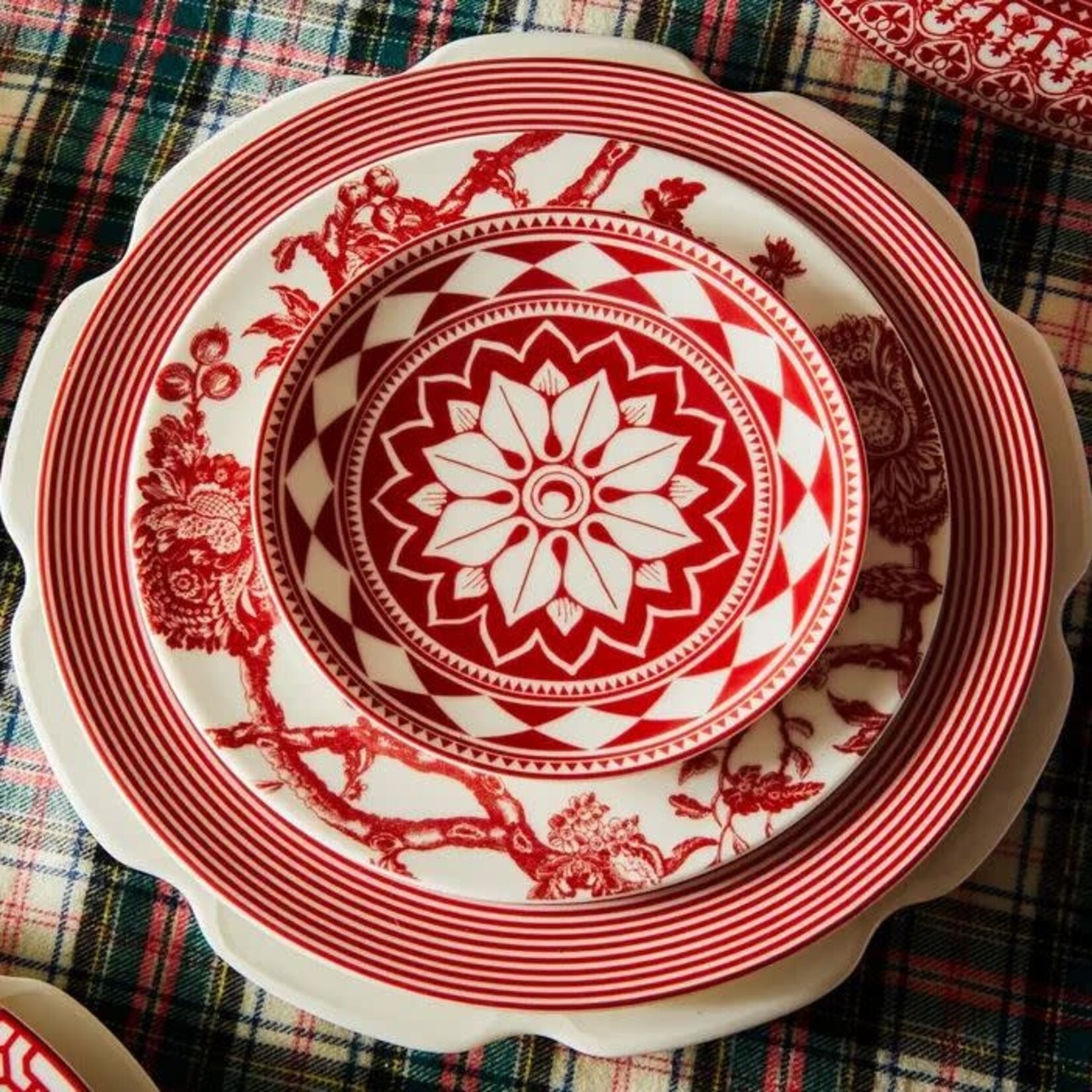 Caskata Fer Crimson Canape Plates Set Of 4