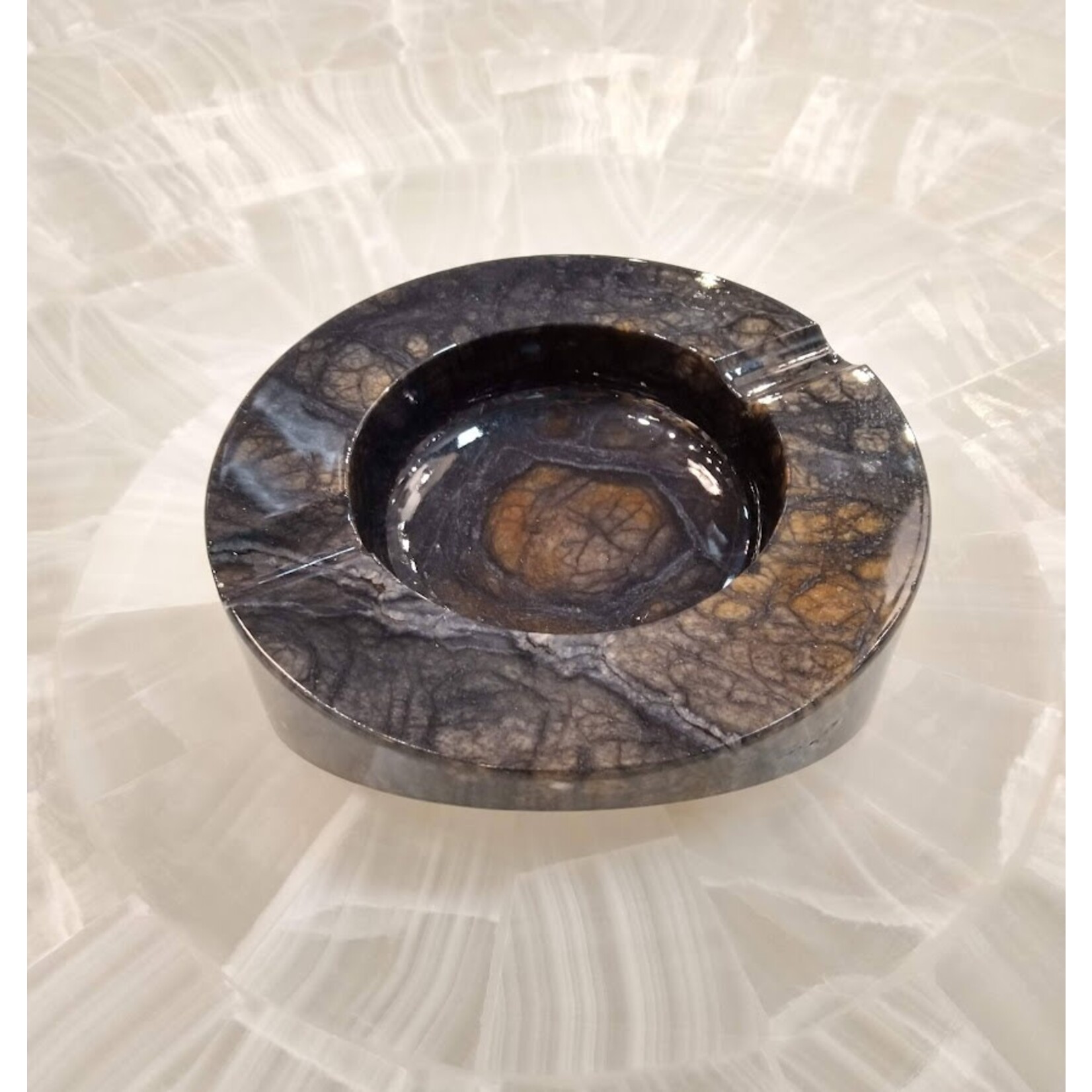 Carole Stupell LTD Black Alabaster Round Ashtray Cigar
