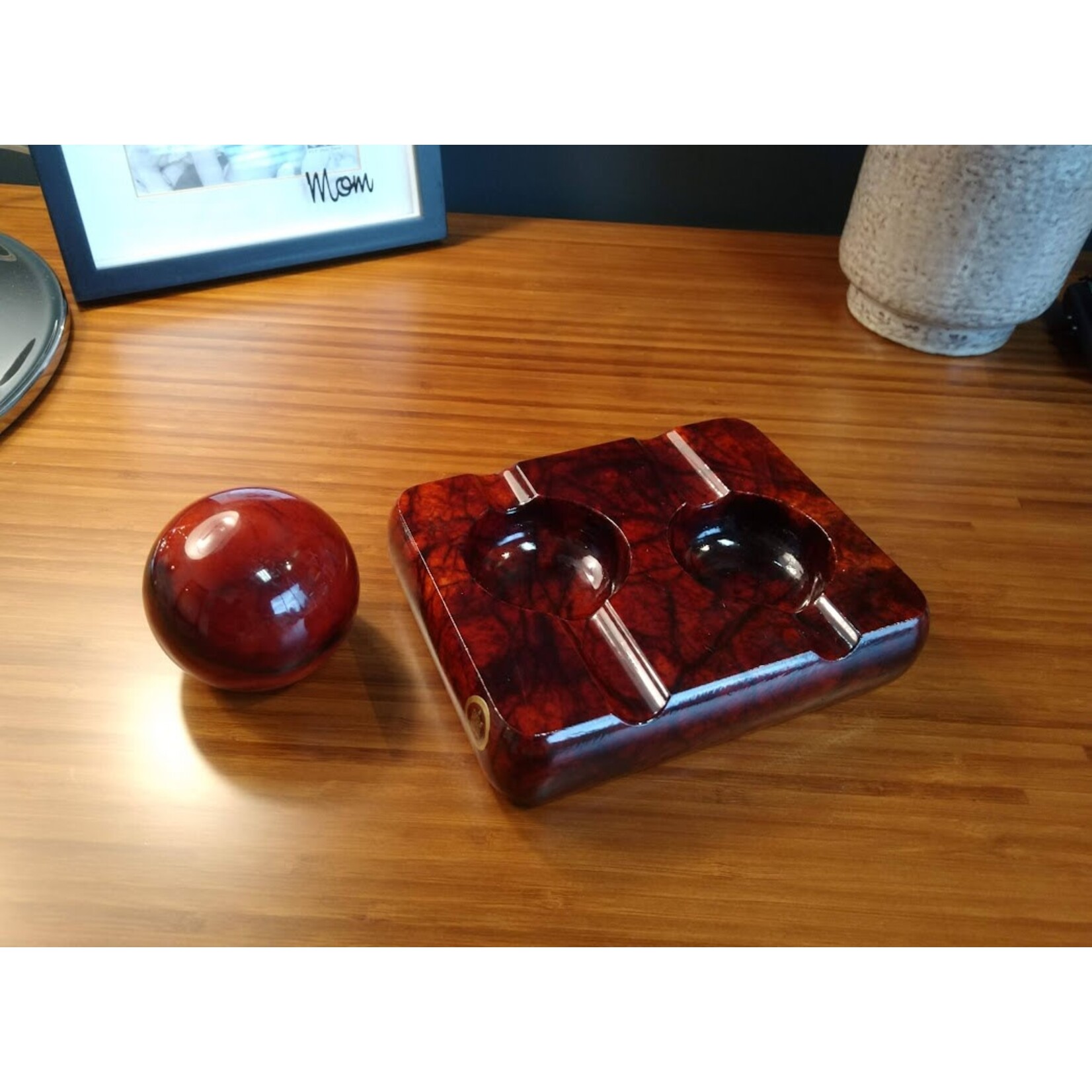 Carole Stupell LTD Rosewood Alabaster Double Cigar Pipe Ashtray with Sphere Paperweight