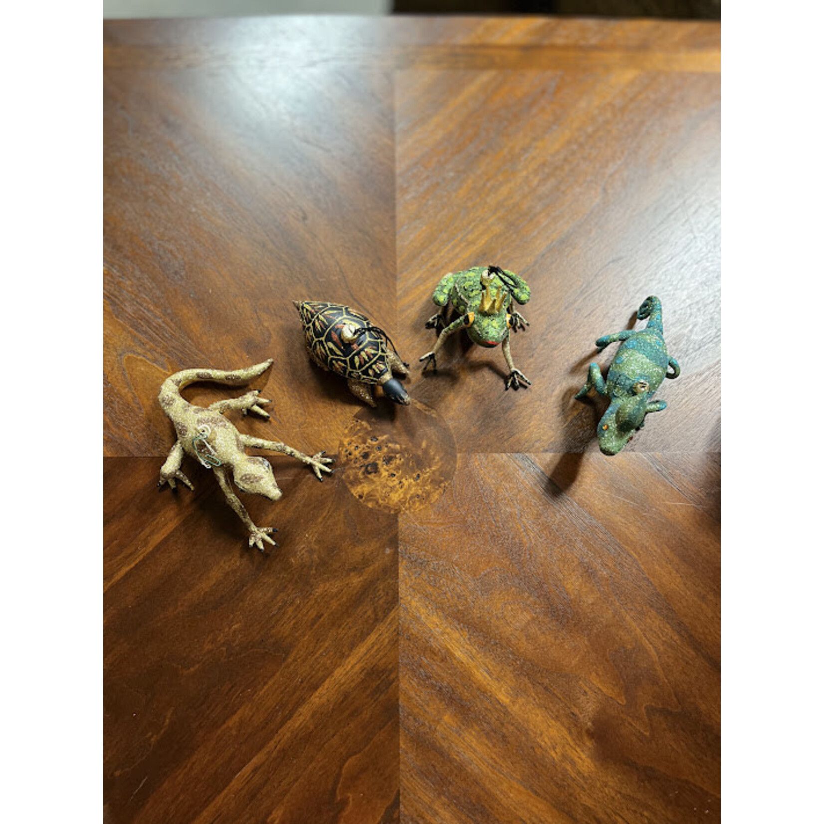 Mia King of the Pond Glass Frog Ornament