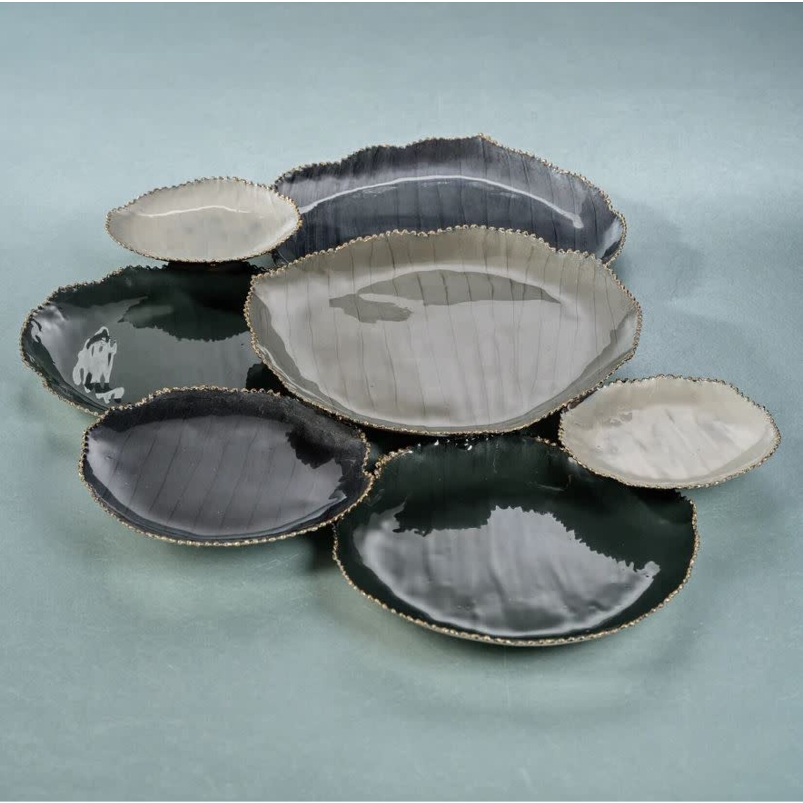 Zodax Enameled 7 Cluster Serveware Set