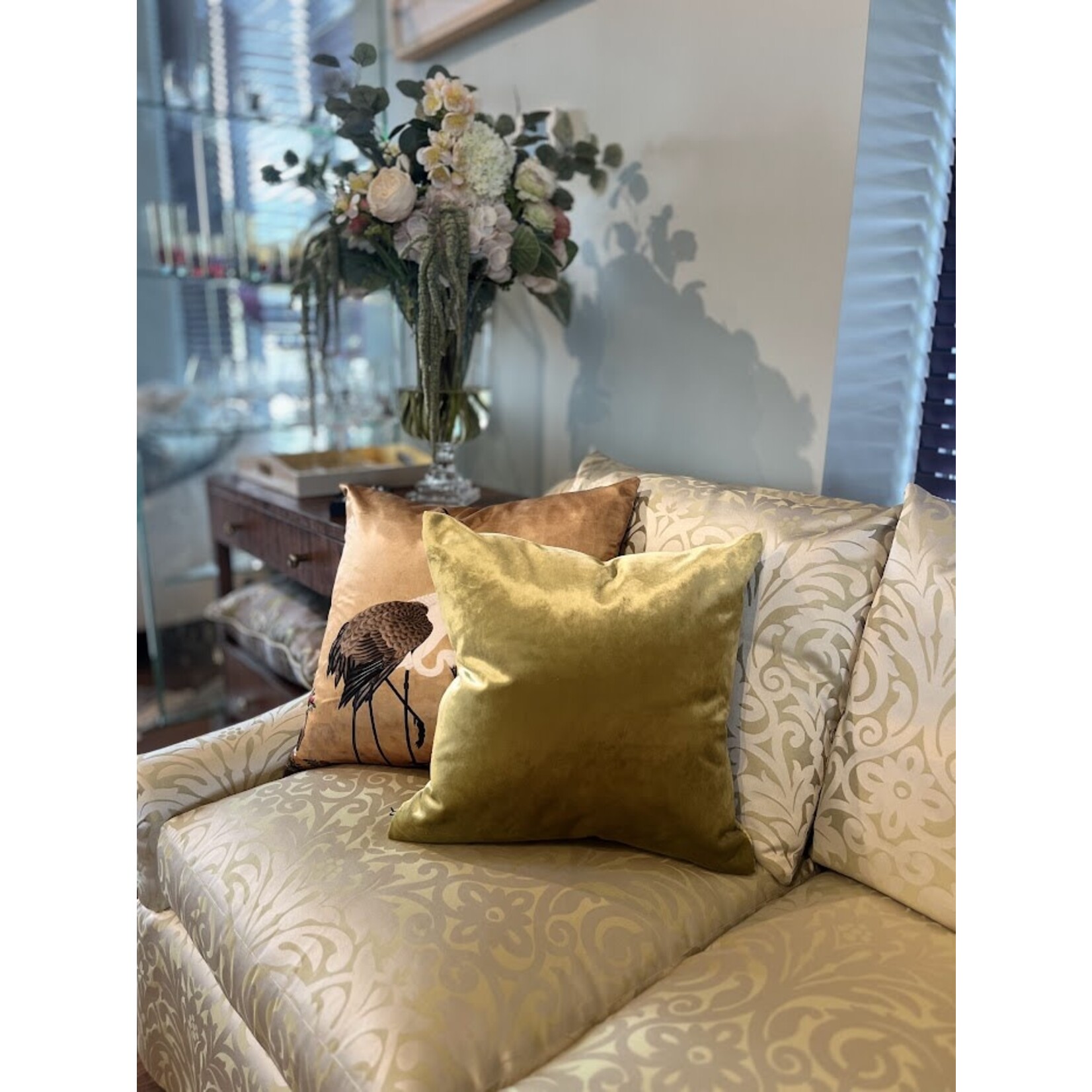 Maxwell Fabrics Zurich Glam Velvet 20x20 Pillow with Down Insert