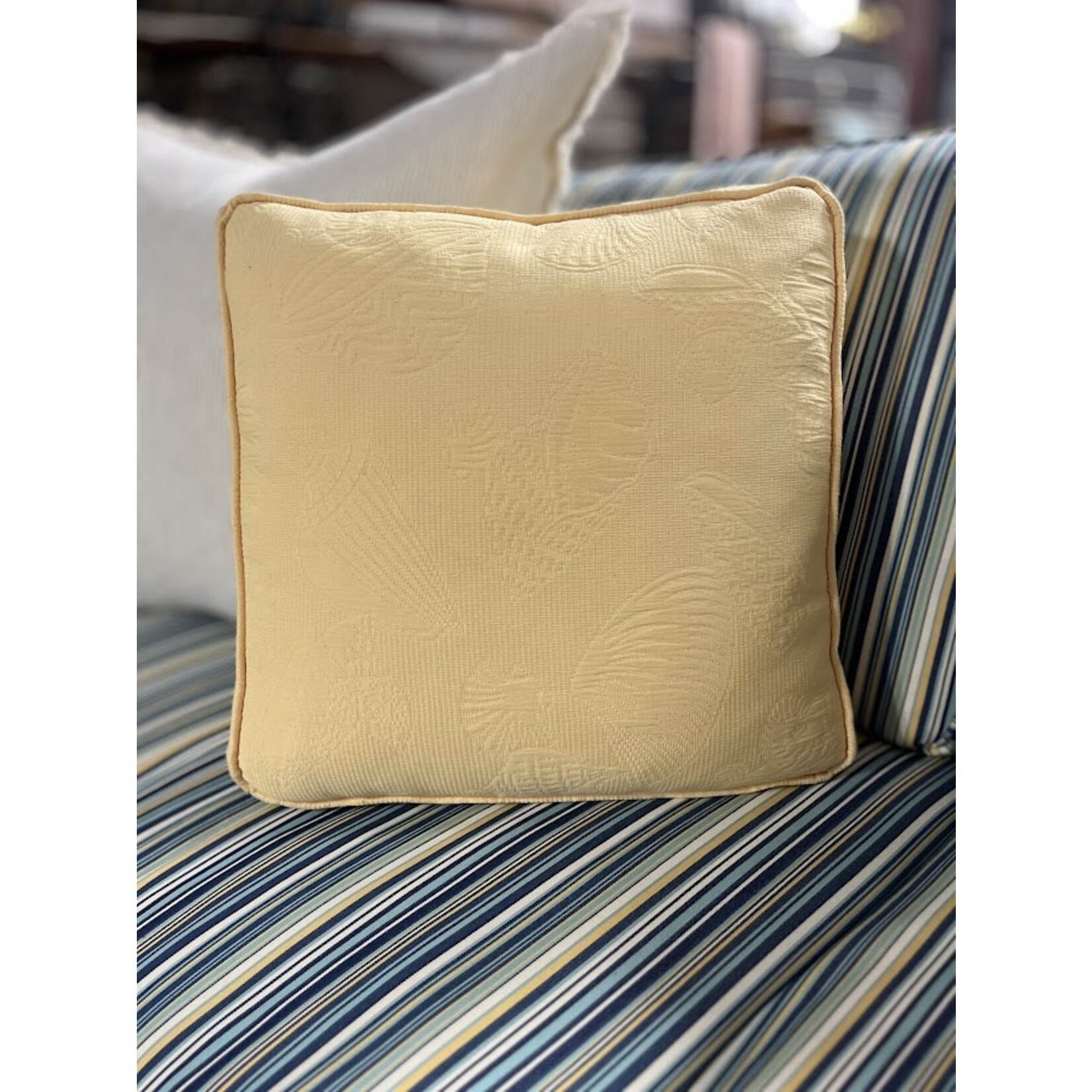 Four Seasons Furniture Seashell Yellow Square Box Pillow