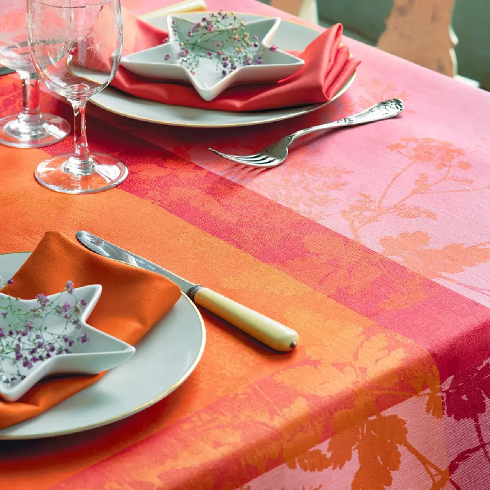 Garnier Thiebaut Ombelles Rose Linen Napkin