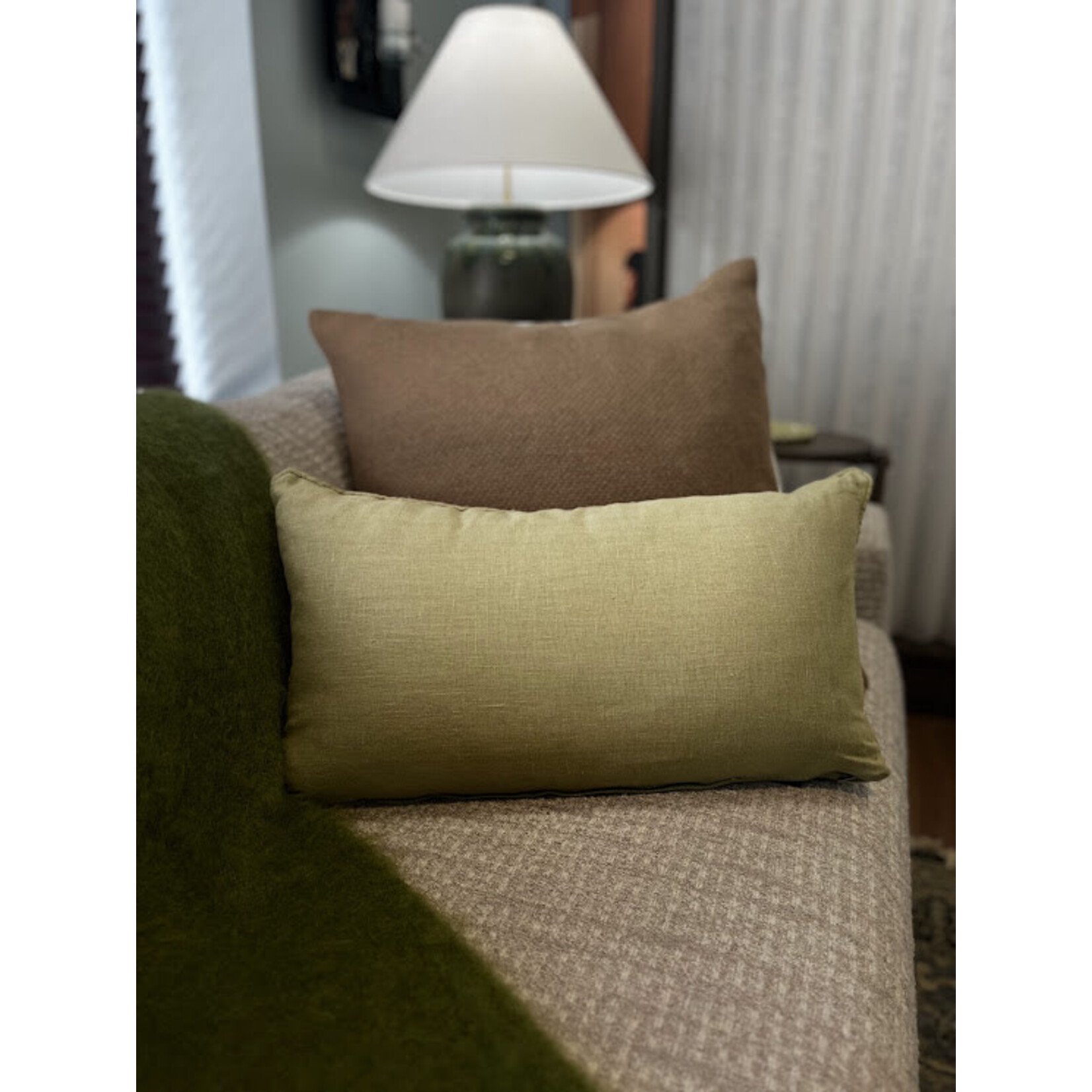 Four Seasons Furniture Palazzo Celedon Green Kidney Throw Pillow 22"×12"