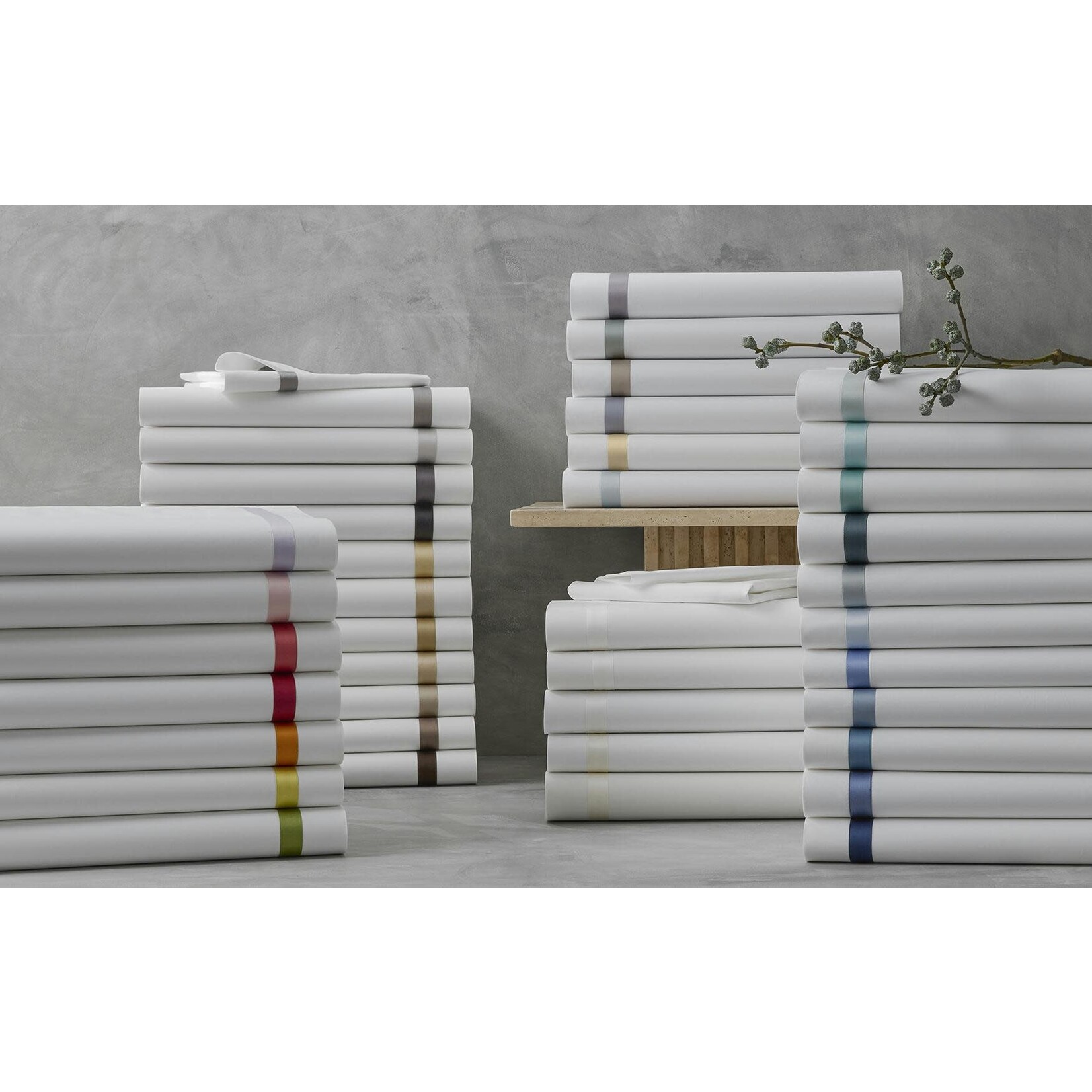 Matouk Lowell Queen Flat Sheet Jade