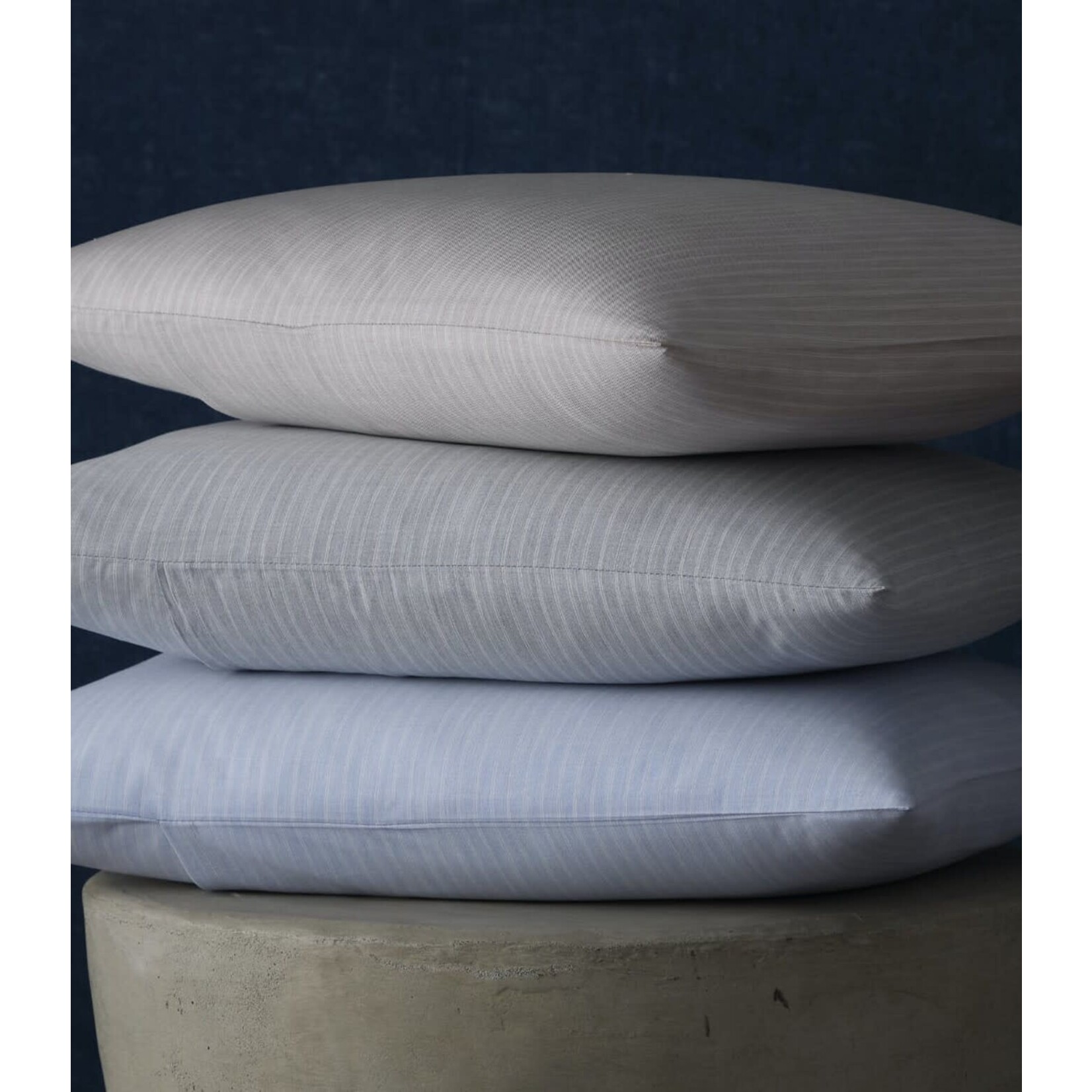 Matouk Lorenzo King Pillow Cases Pair Blue  Sandalwood