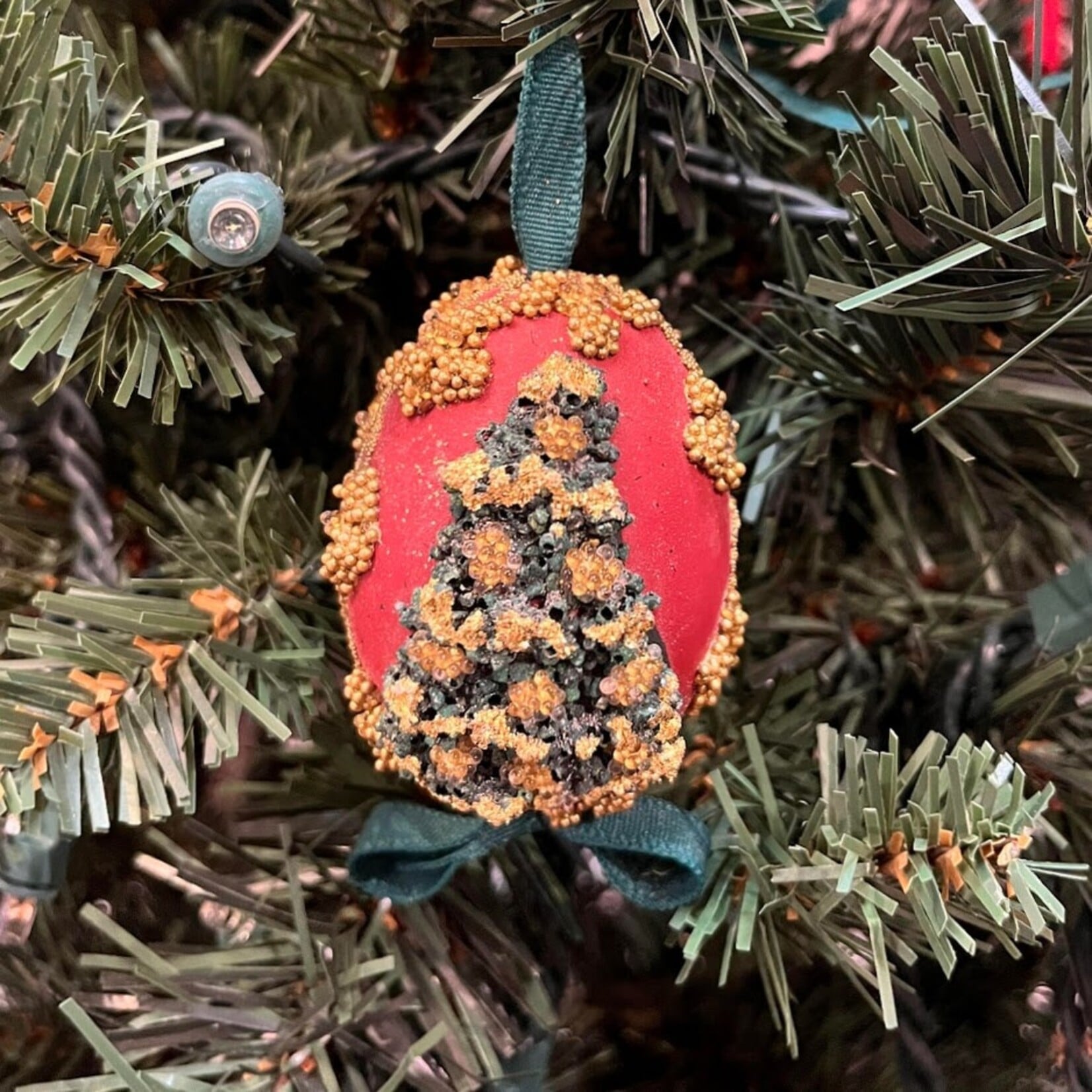 Peter's Seasons Handcrafted Gold Tree Egg Ornament