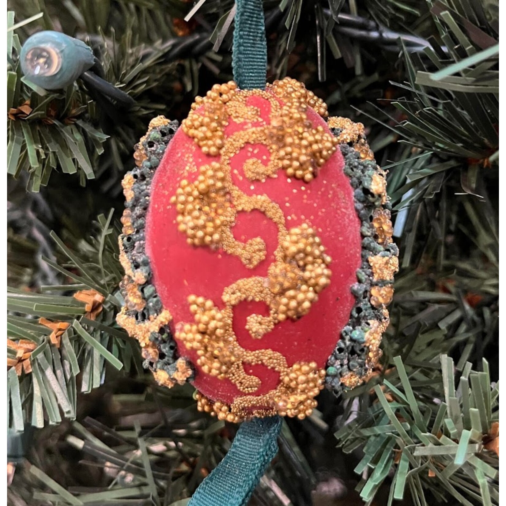 Peter's Seasons Gold Tree Handcrafted Egg Ornament