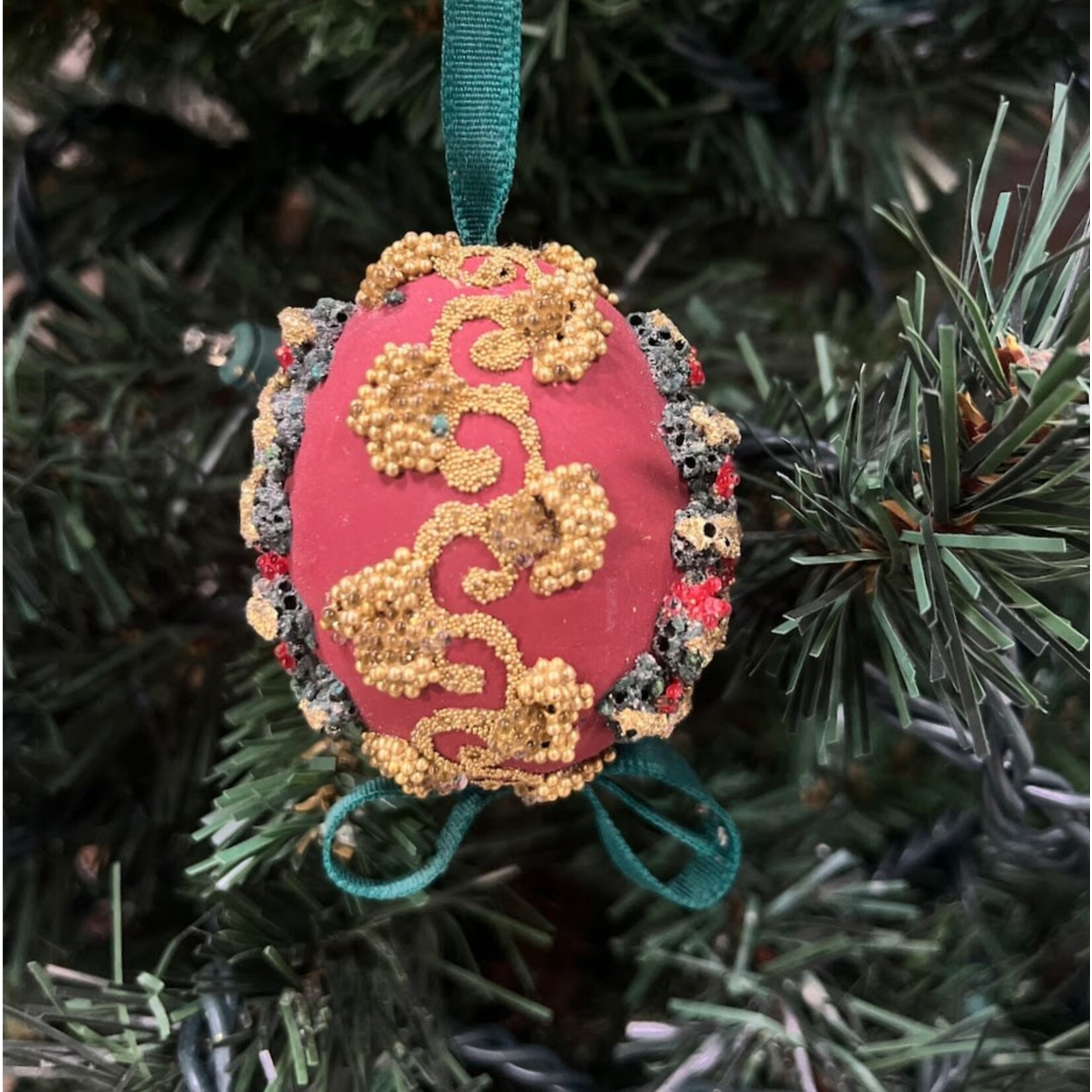 Peter's Seasons Gold Tree Handcrafted Egg Ornament