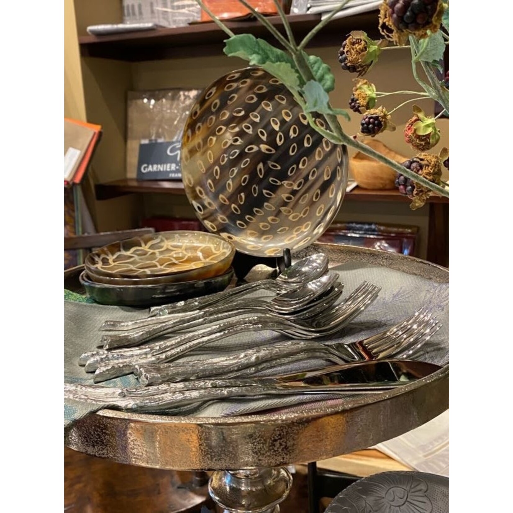 be Home Peacock Horn Side Plate Medium