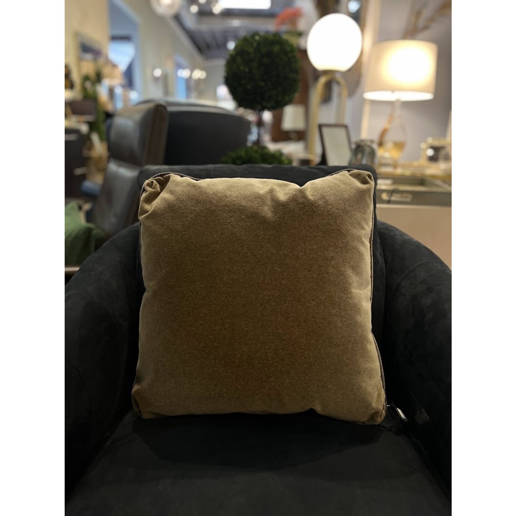 Vanguard Furniture Valentino Fawn Pillow 20x20