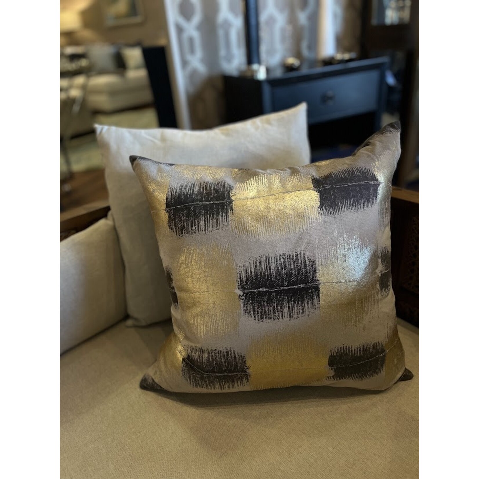 Mode Living Ombre 062 Down Pillow 22x22