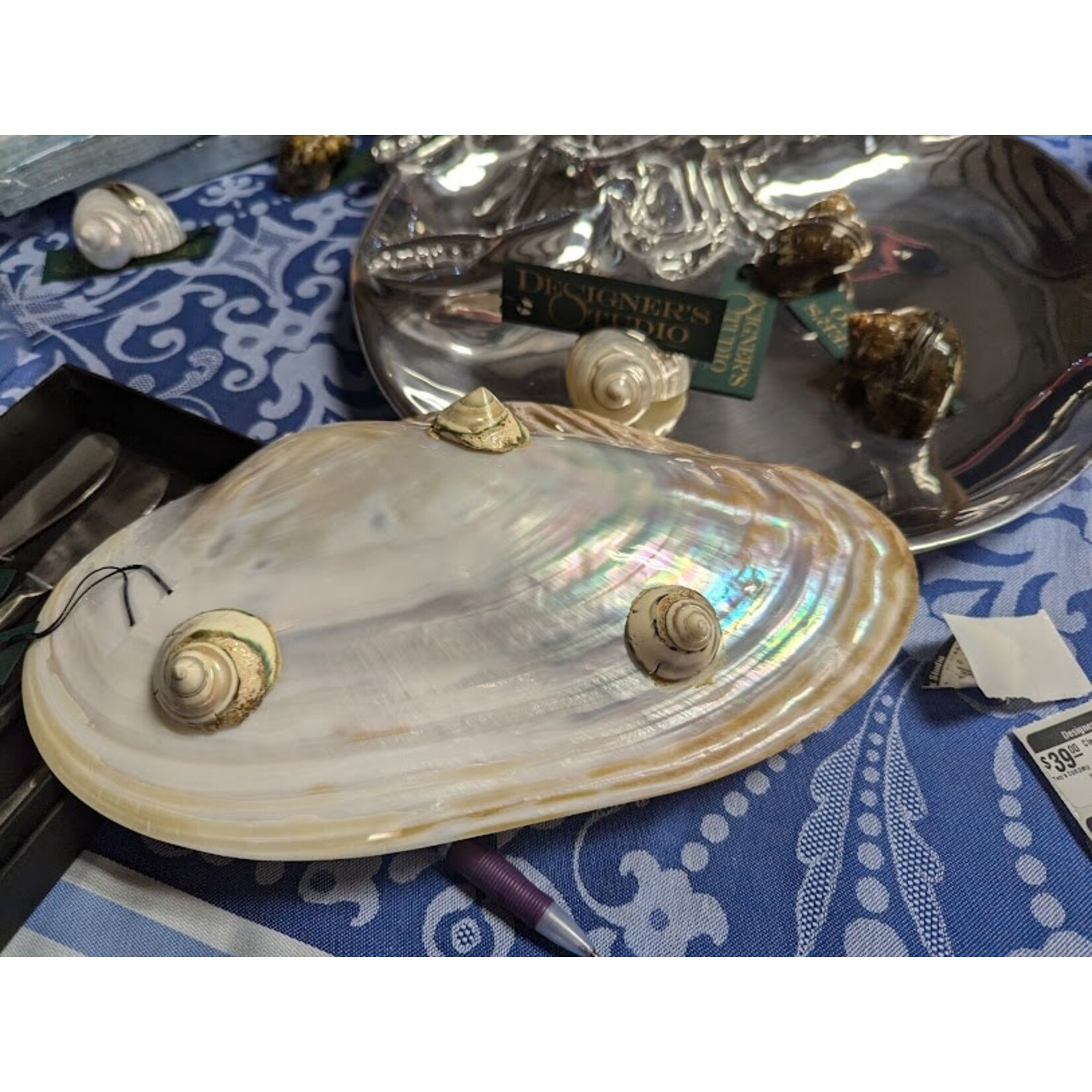 World Treasure Co White Shell Dish 11"