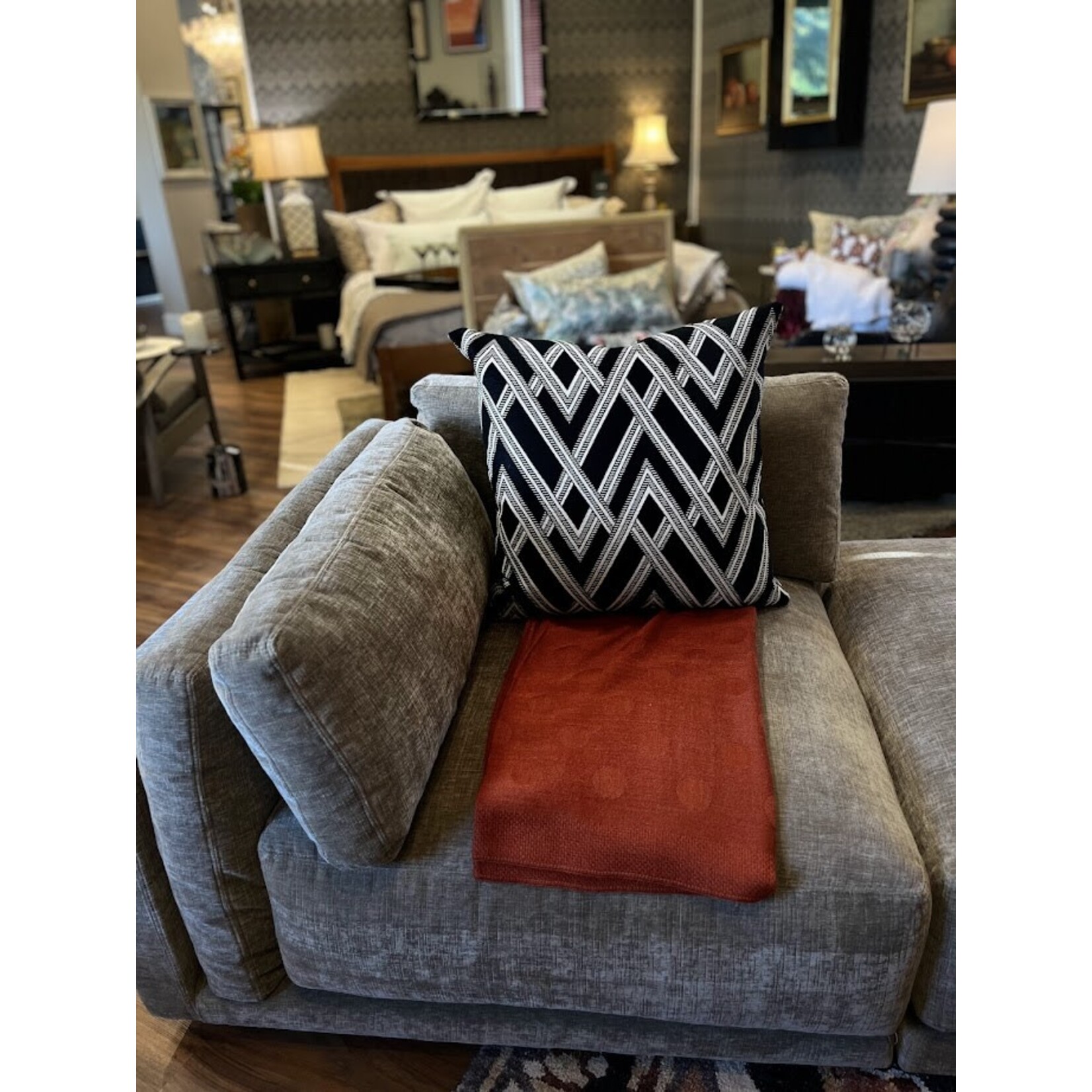 Mode Living Ombre 068 Pillow 22x22