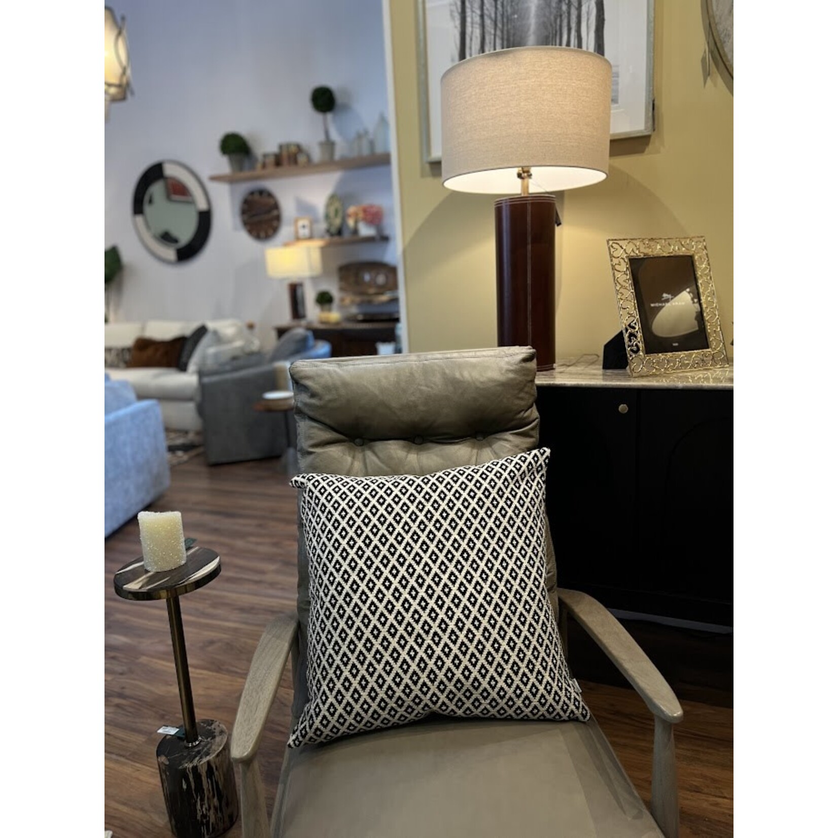 Mode Living Ombre 066  Down Pillow 22x22