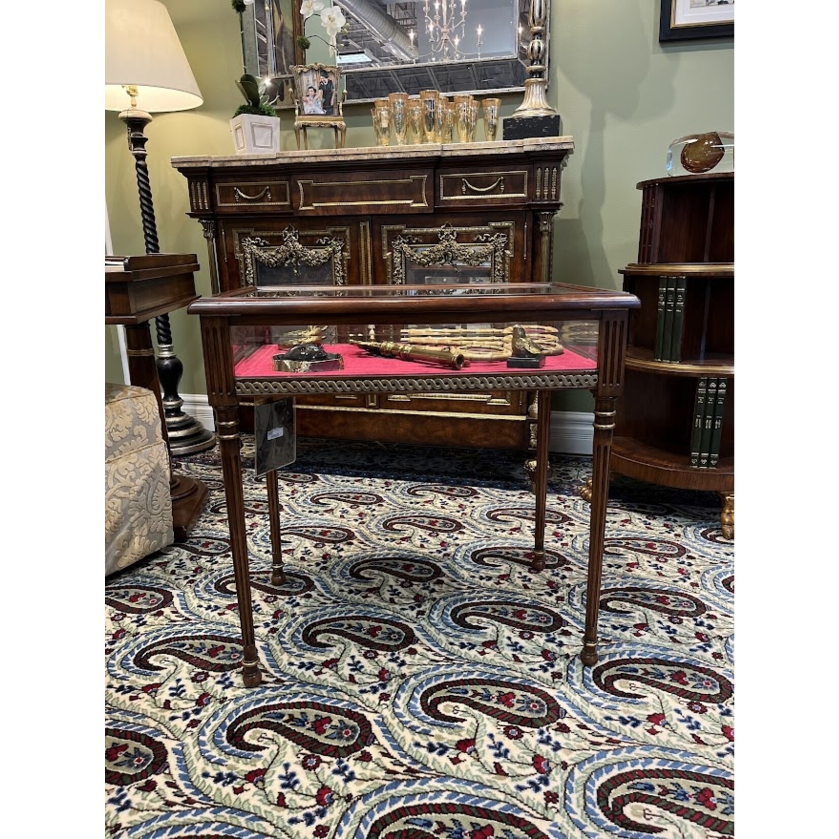 Mumbo Jumbo Imports Paisley Rug  9.5x13