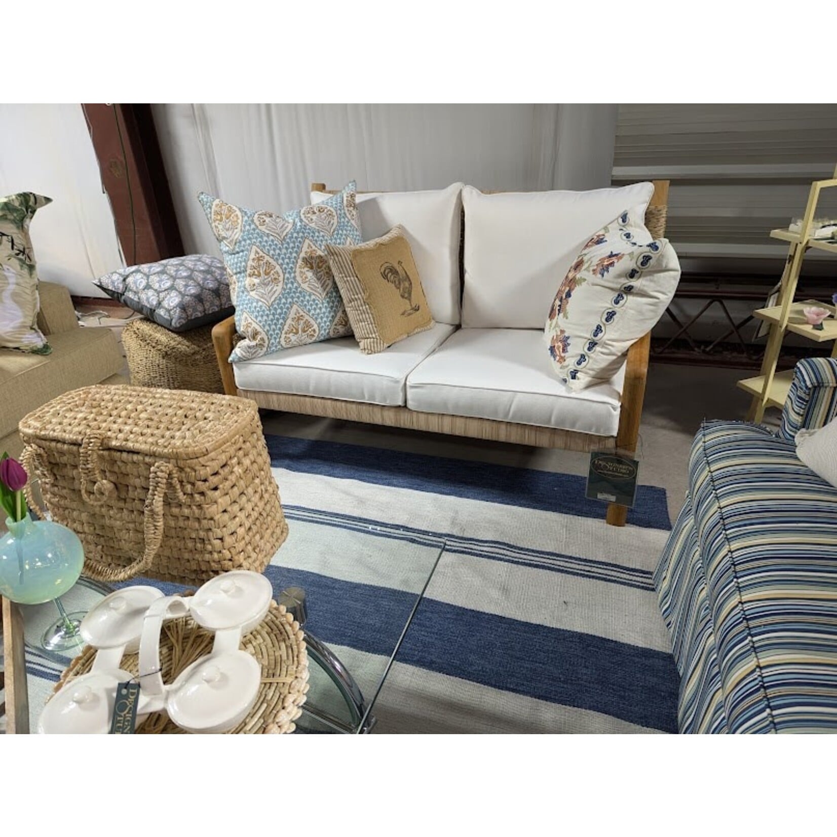 Kingsley Bate Hudson Outdoor Teak Settee Bench with Cushions