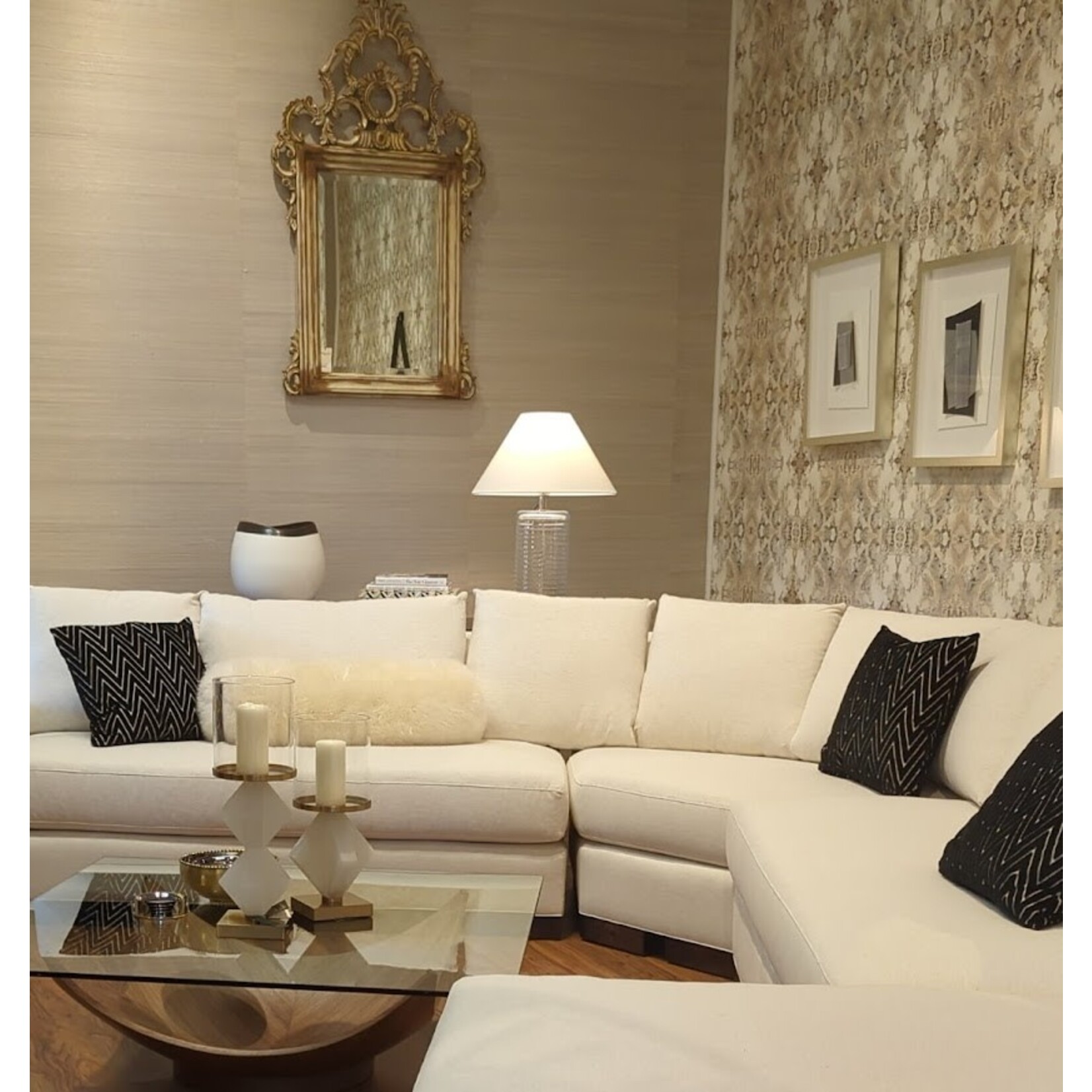 Visual Comfort Metropolis Table Lamp