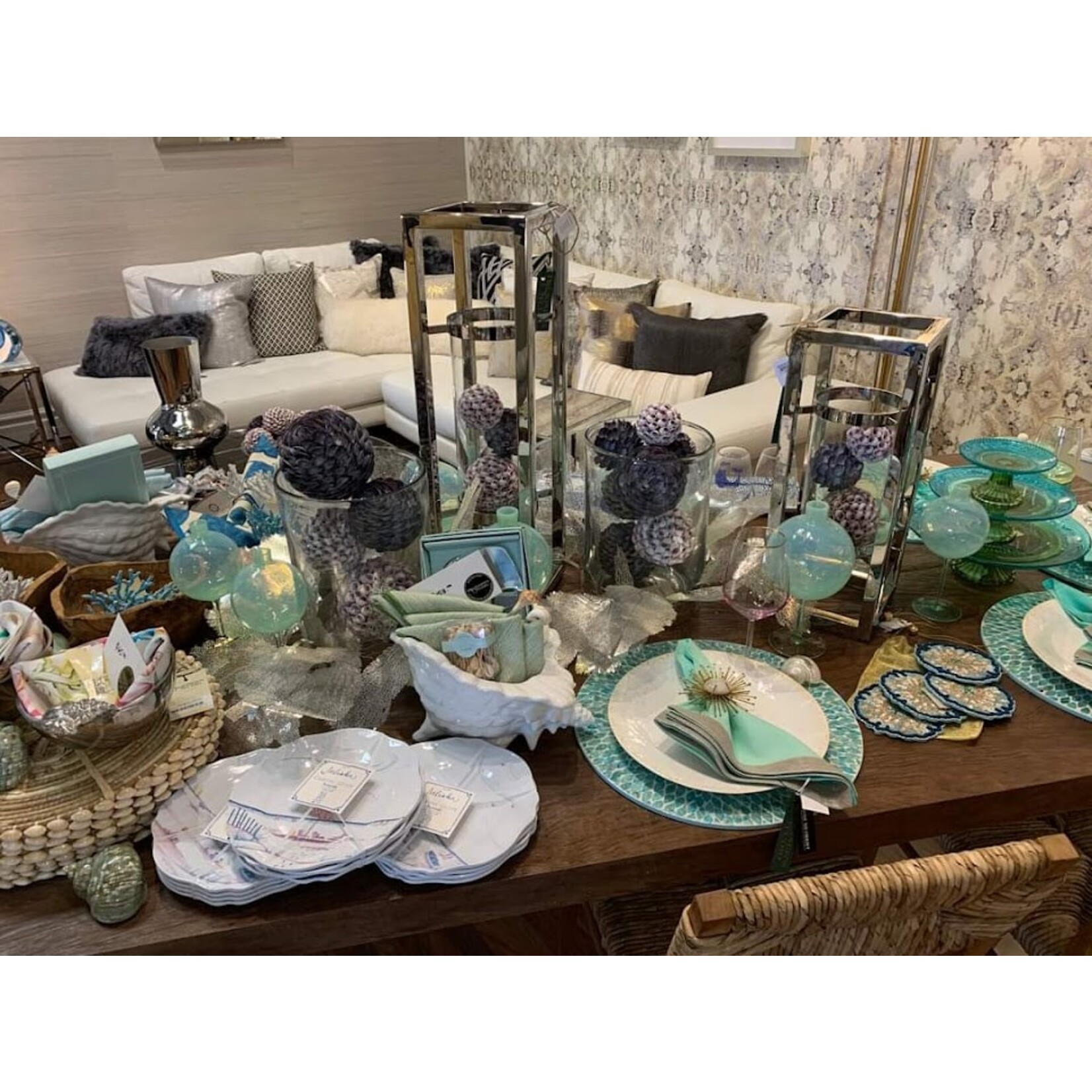 French Heritage Paris Loft II Dining Table