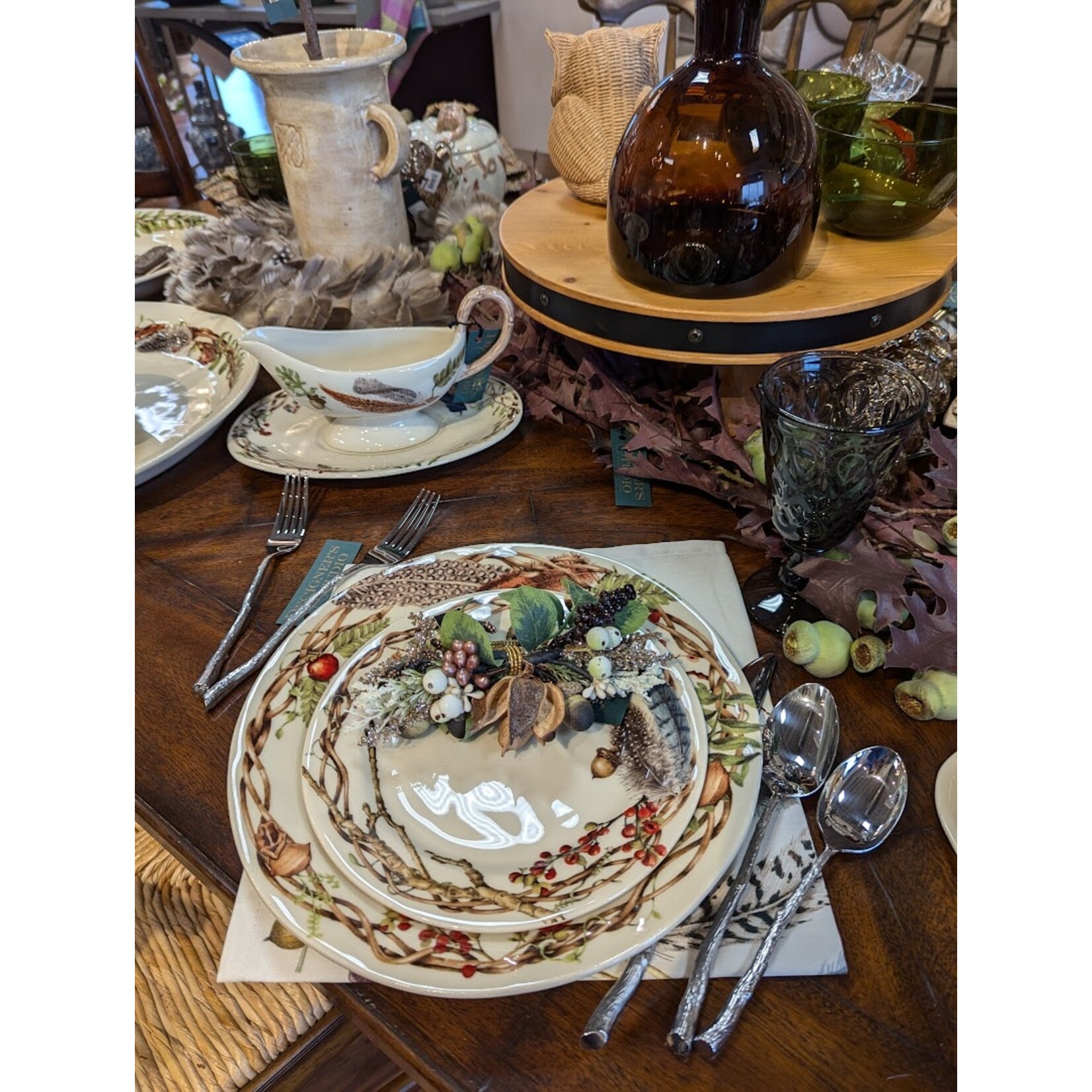 Juliska Forest Walk Woodland Motif Ceramic Gravy Sauce Boat & Stand
