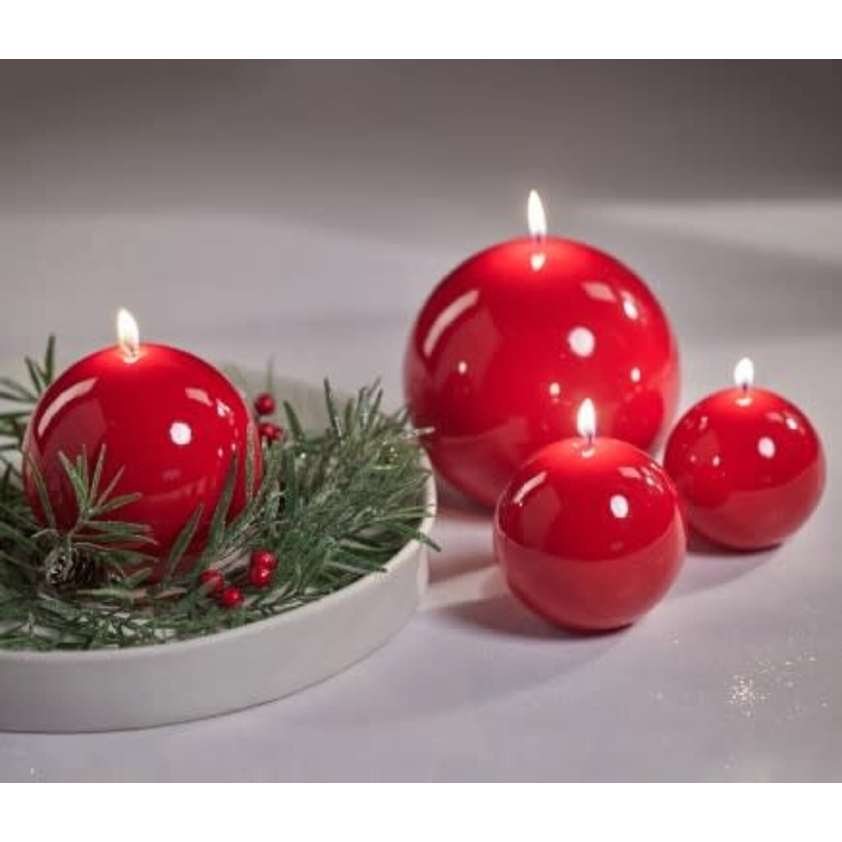 Zodax Lacquer Ball Candle