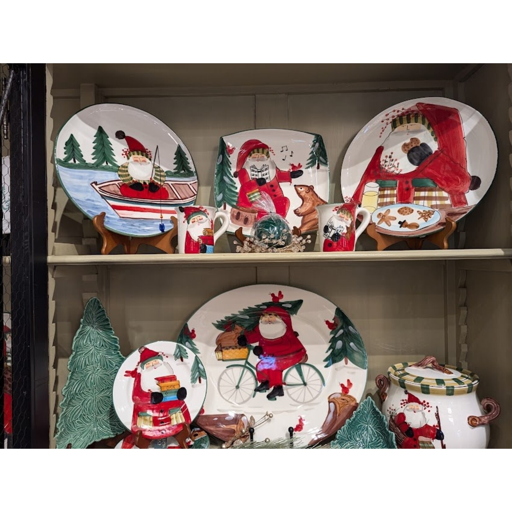 Vietri Old St. Nick 2021 Limited Edition Salad Plate