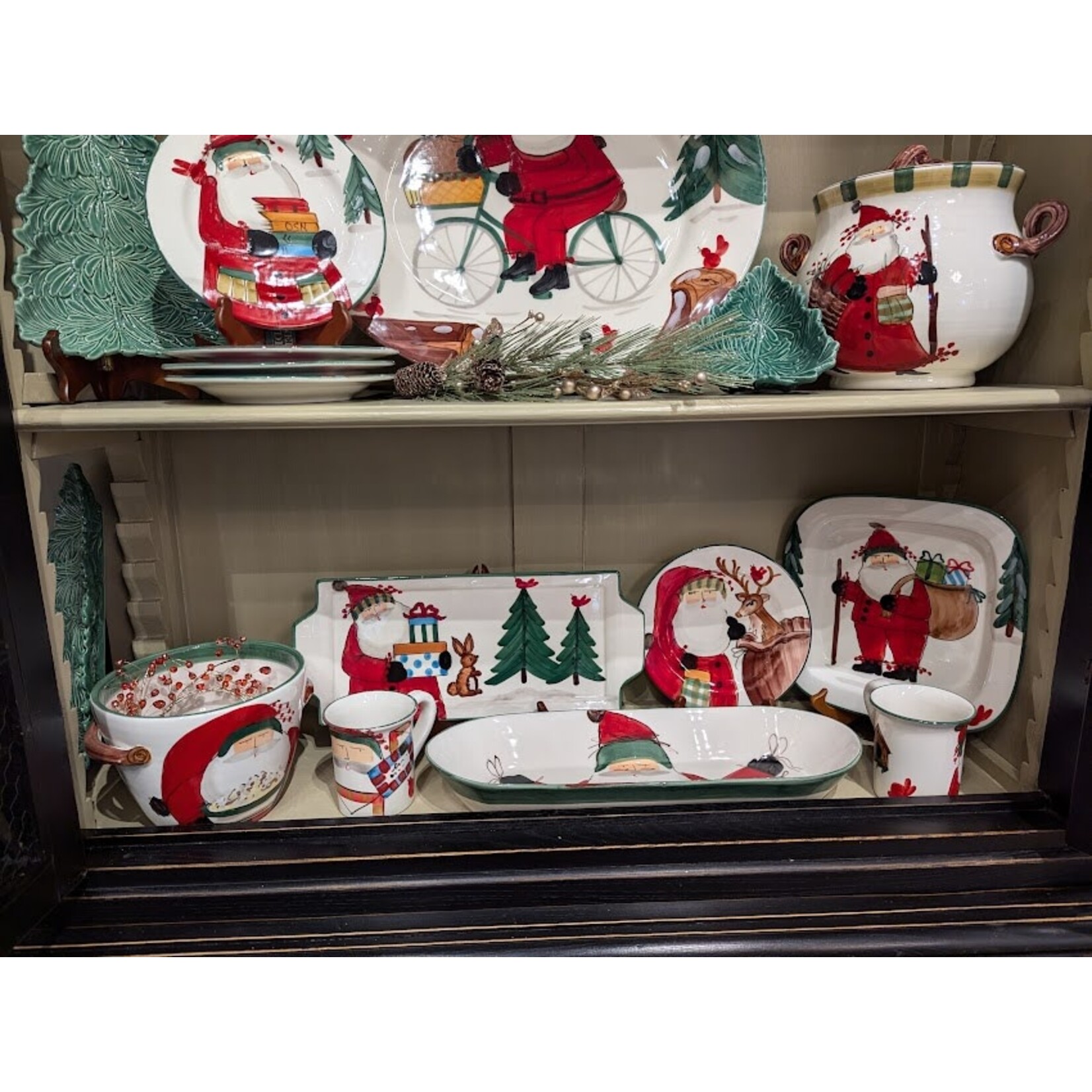 Vietri Old St. Nick Bread Server with Stockings
