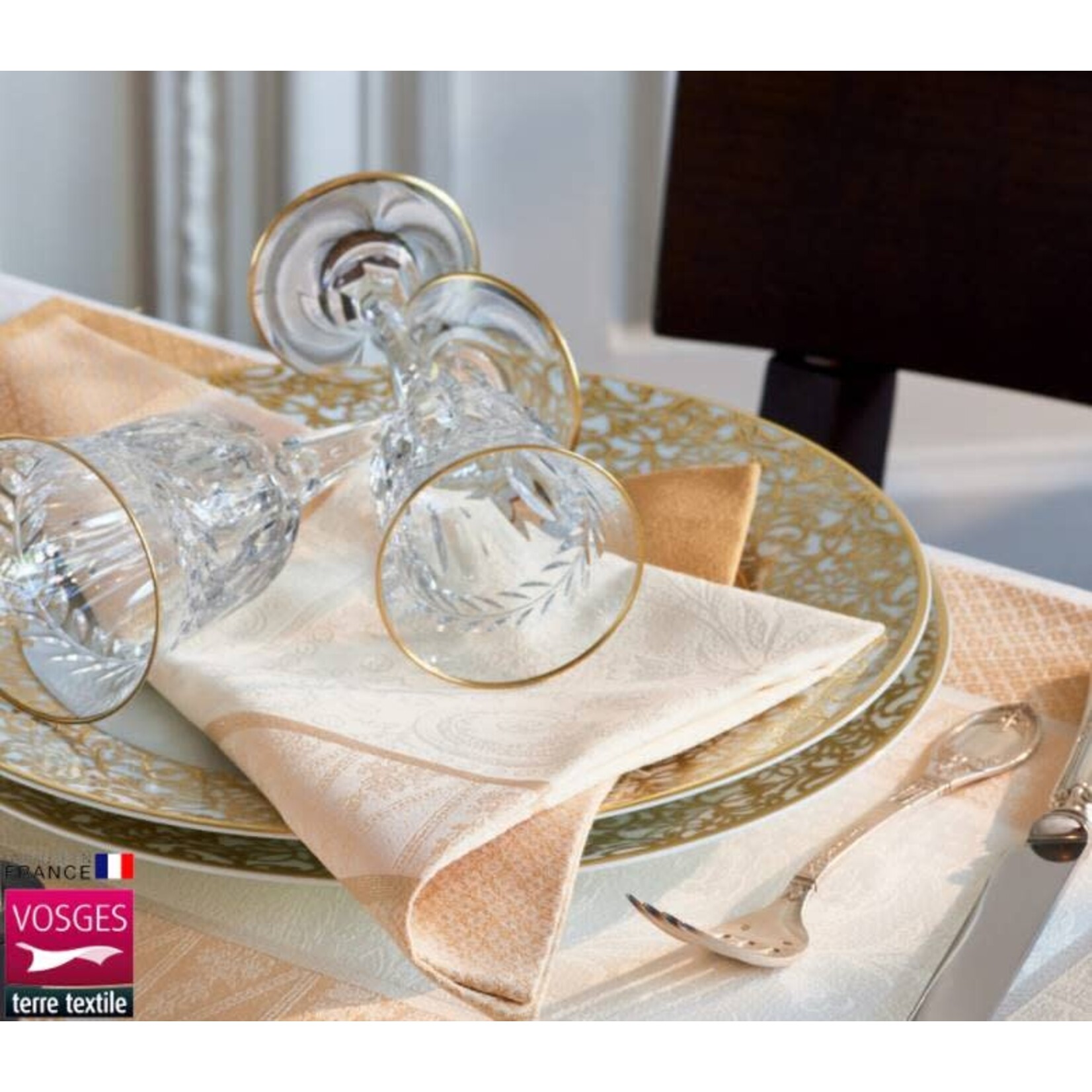 Garnier Thiebaut Persina Dore Table Runner
