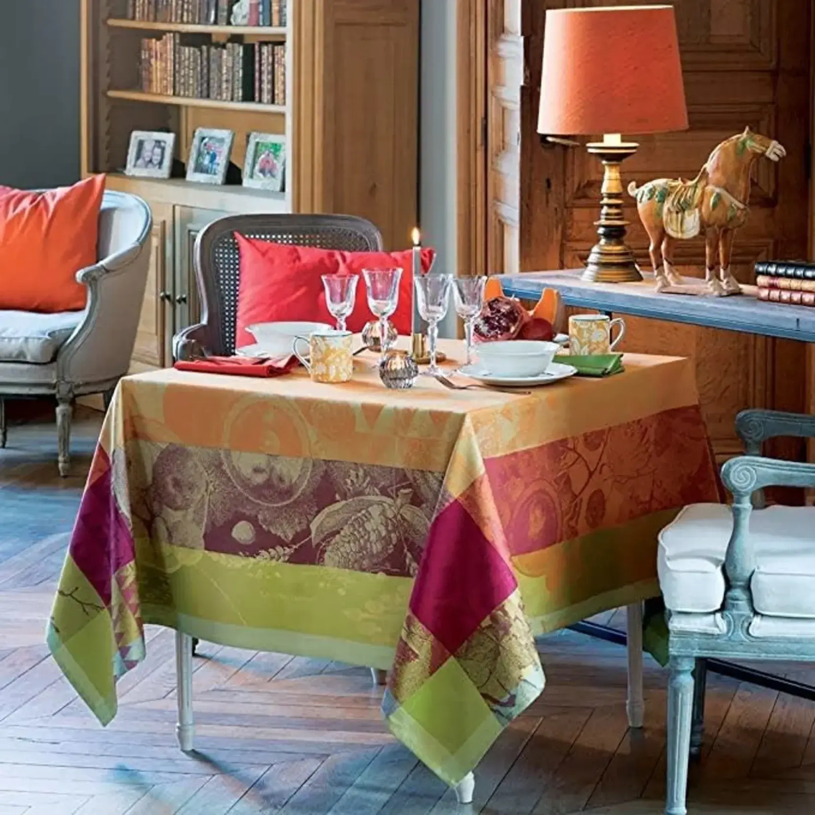Garnier Thiebaut Festin De Roi Table Runner