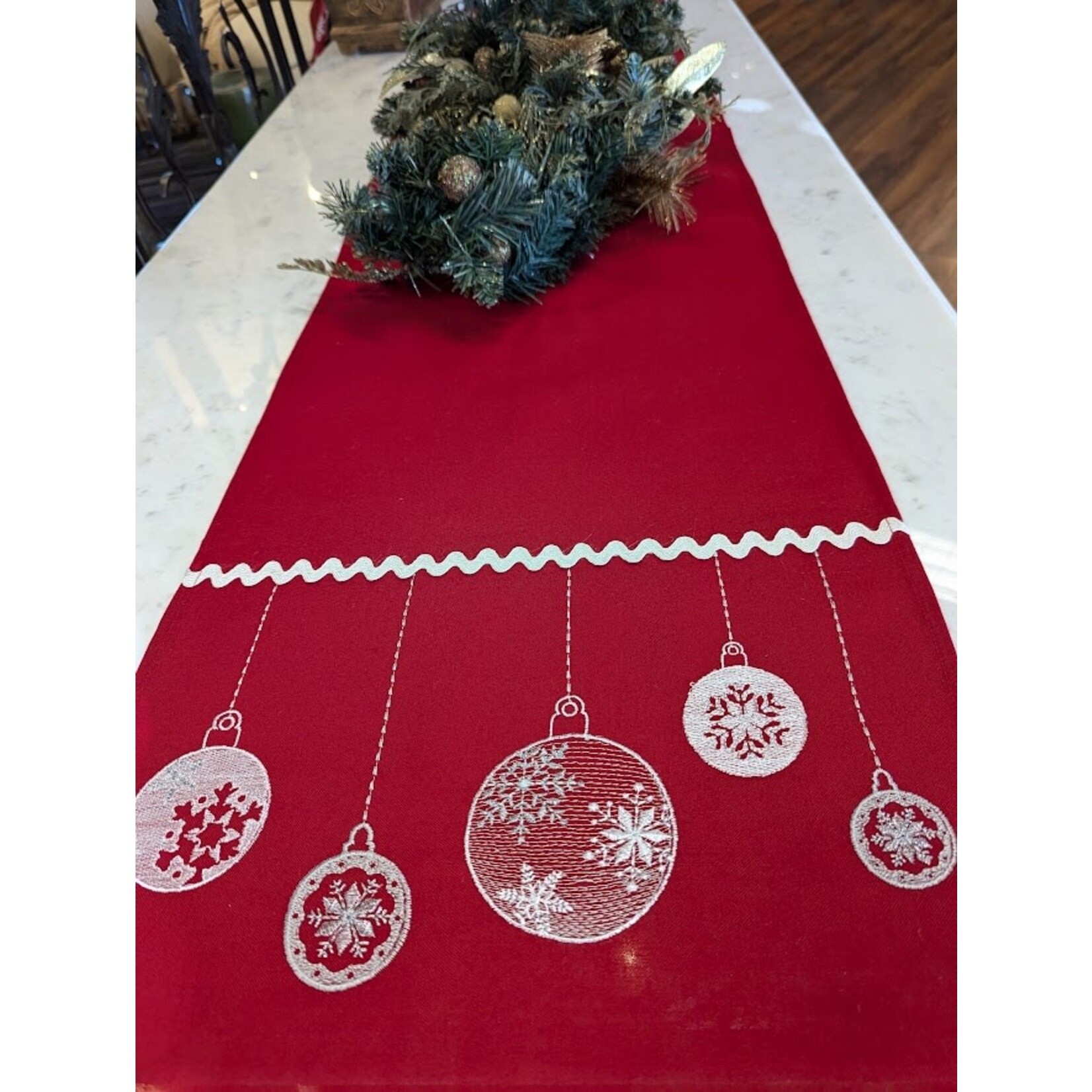 Saro Trading Company Red Tablecloth Runner with Ornaments