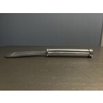 Mariposa Classic Spreader