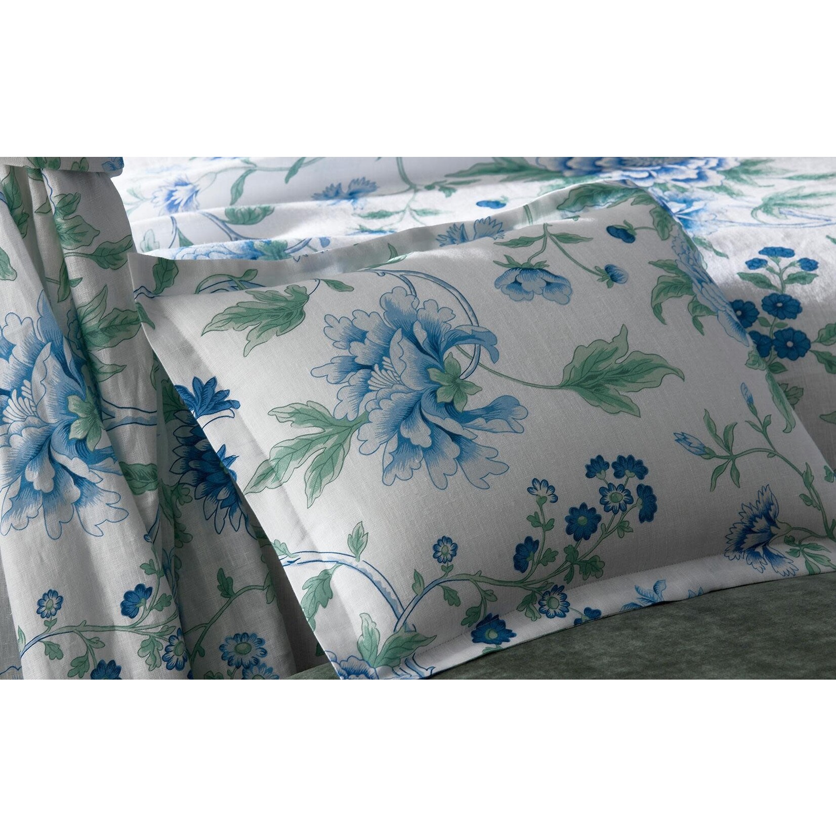 Matouk Simone Quilted Boudoir Sham Sea Flange