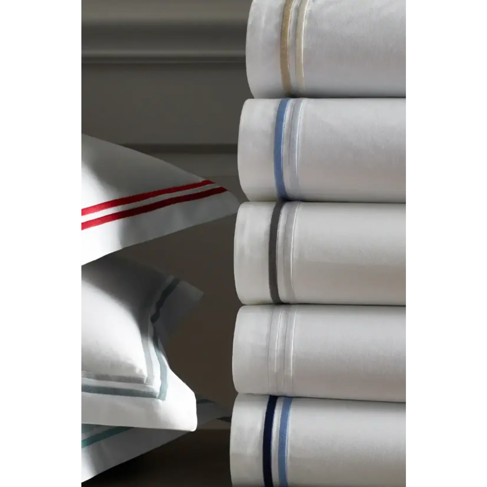 Matouk Essex Standard Pillowcase Pair Charcoal