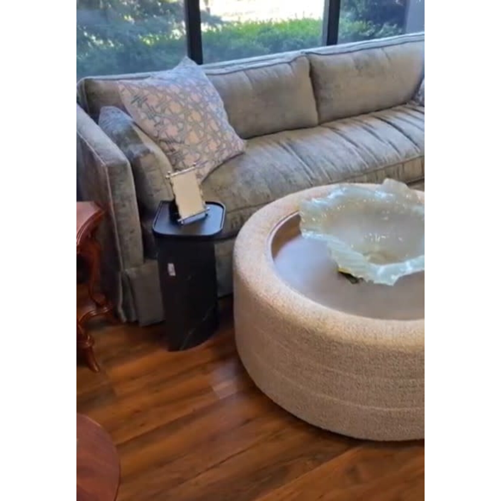 Vanguard Furniture Sae Spot Side Table