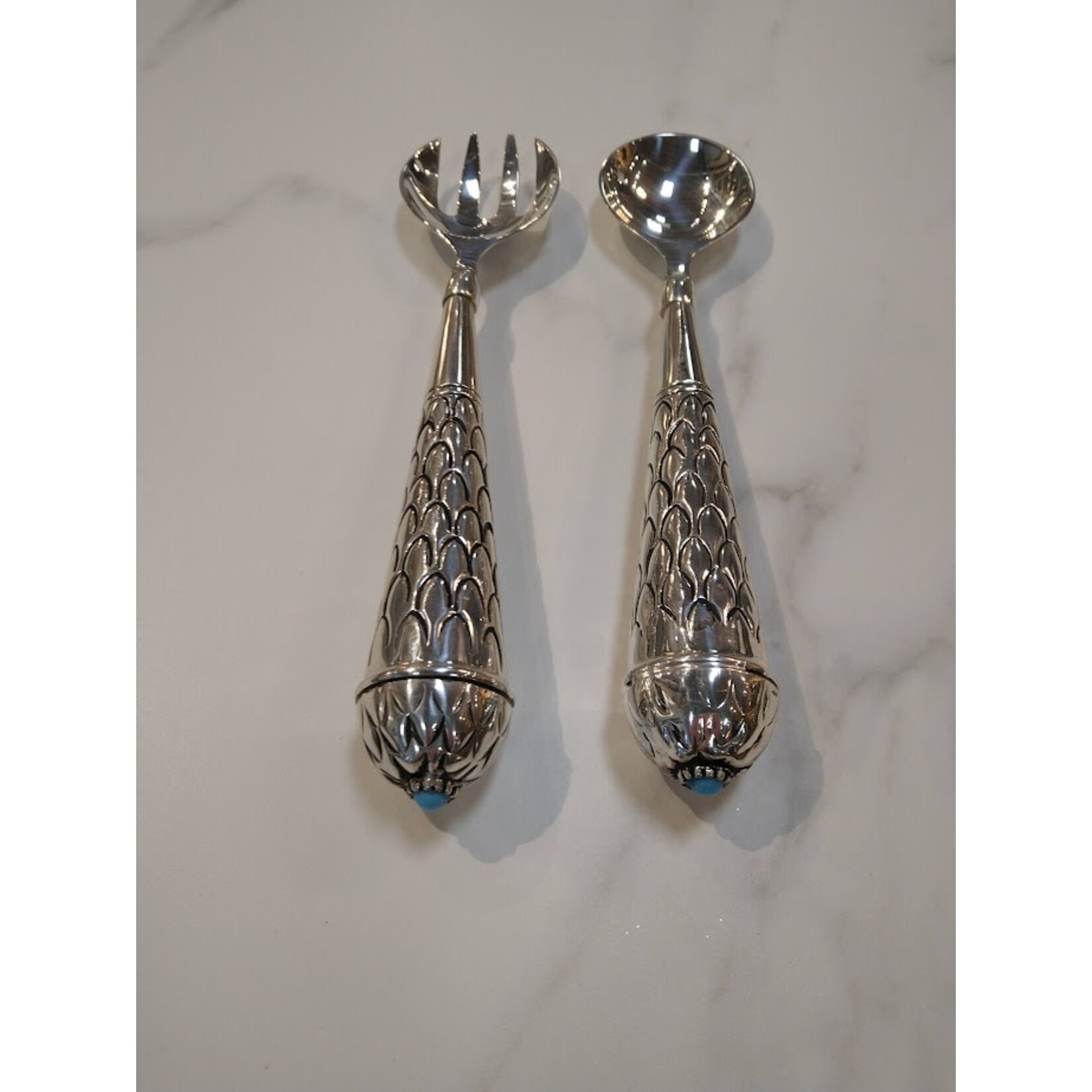 Two's Company Triton Serving Pieces Set of 2