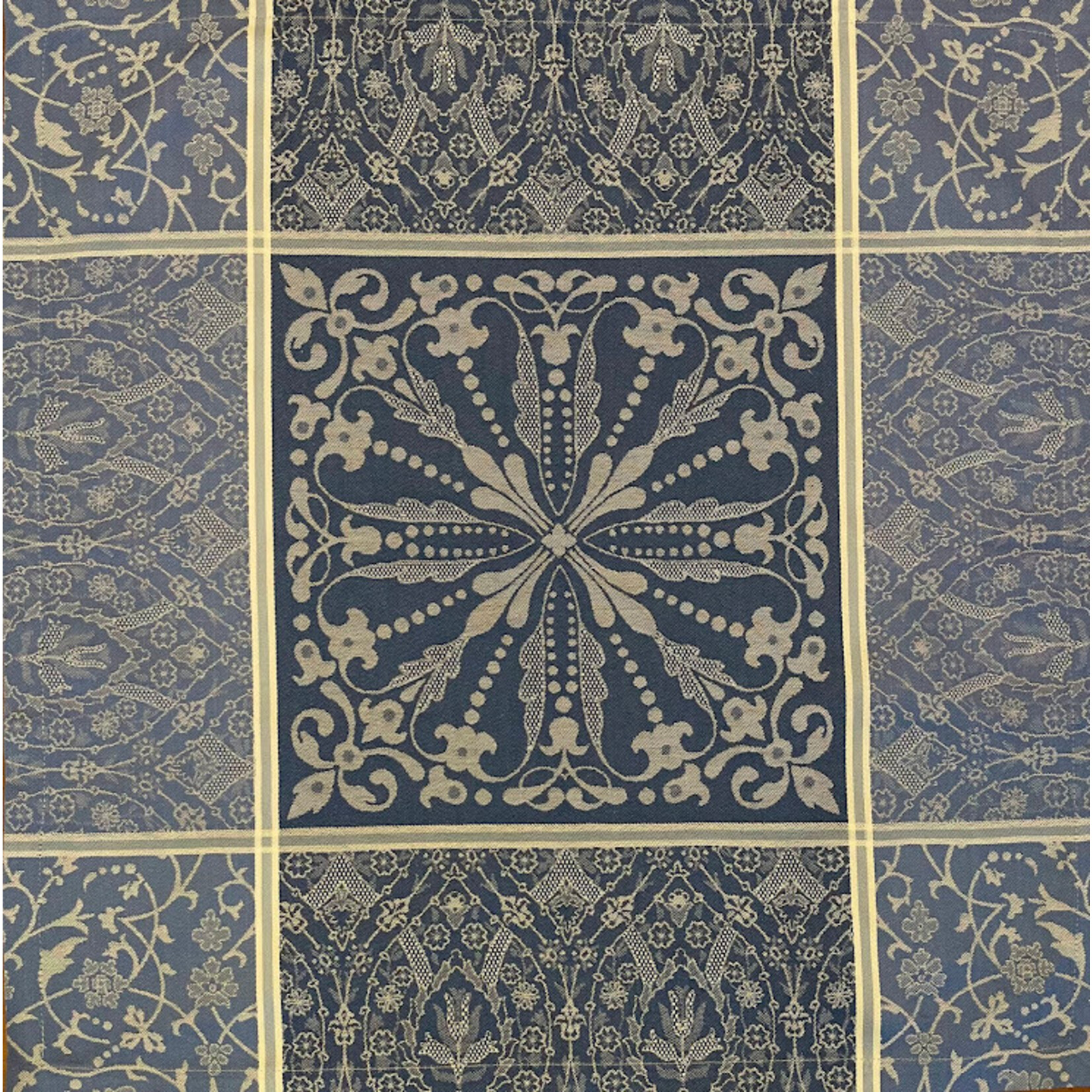 Garnier Thiebaut Cassandra Saphir Cotton Napkin