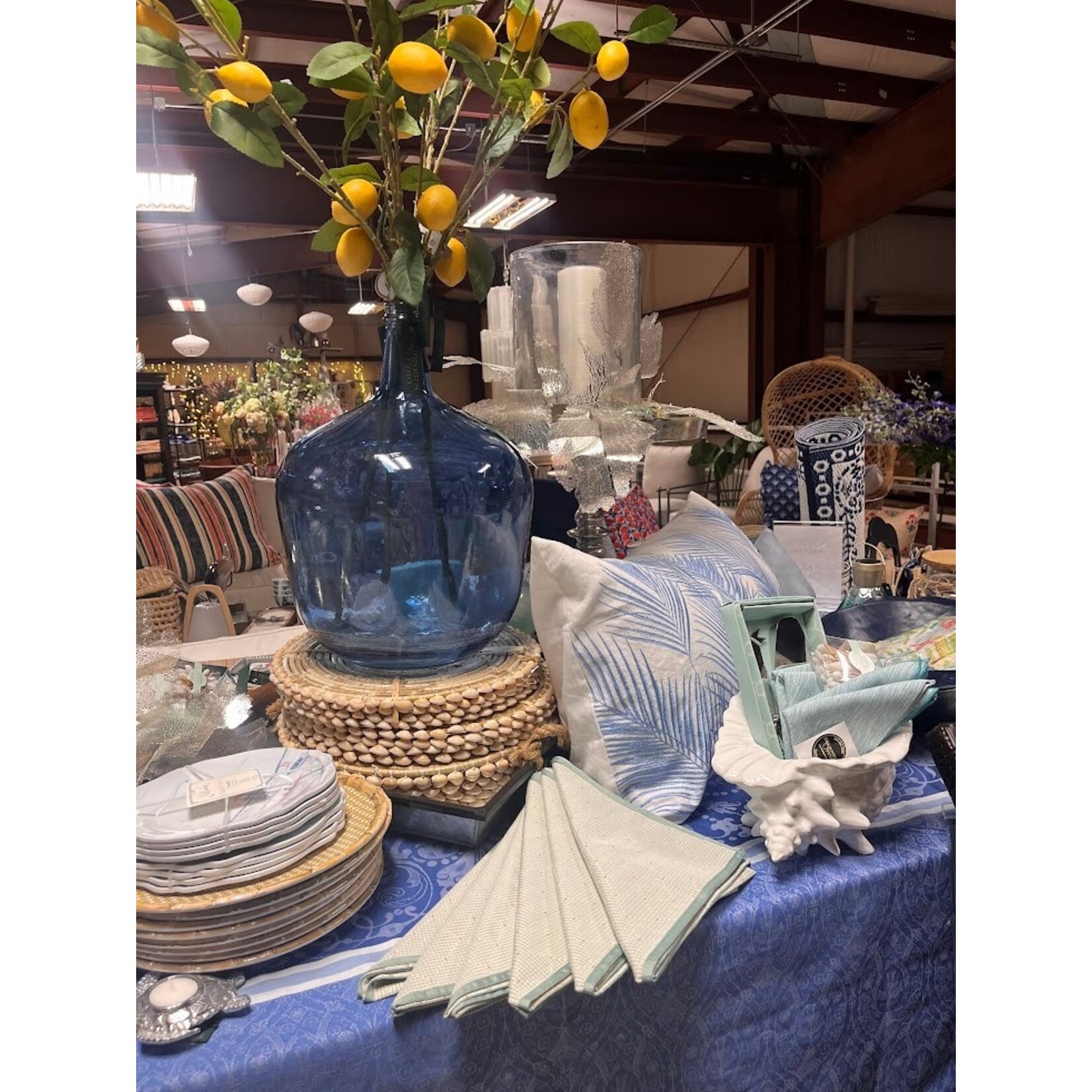 Two's Company Pandan & Seashells Woven Placemat Set of 4