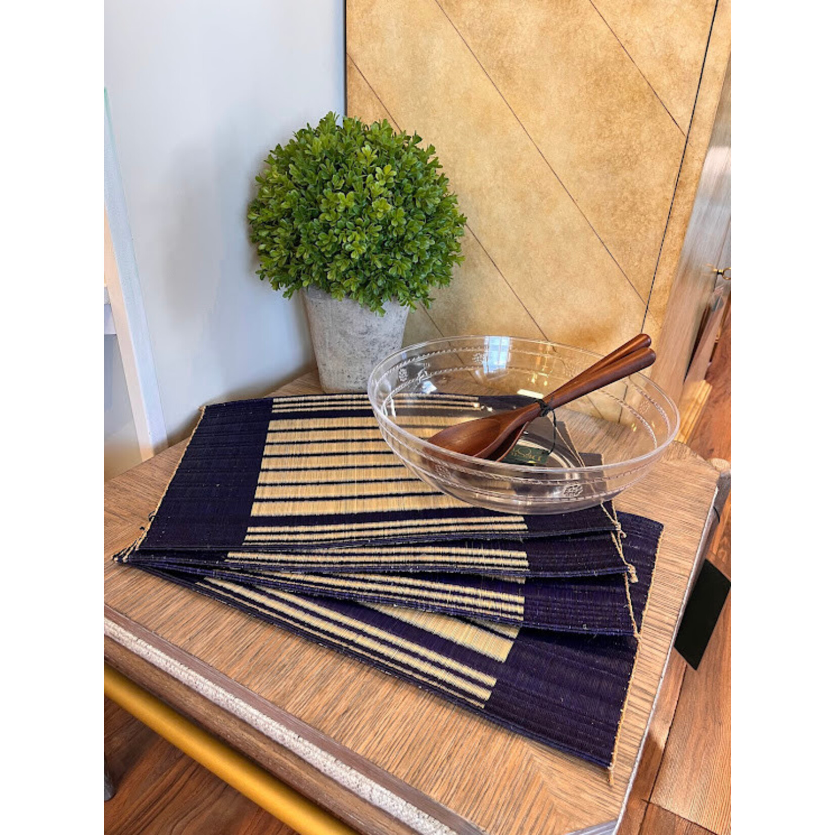 Seak Handmade Sedge Placemat Harmony Garden Collection