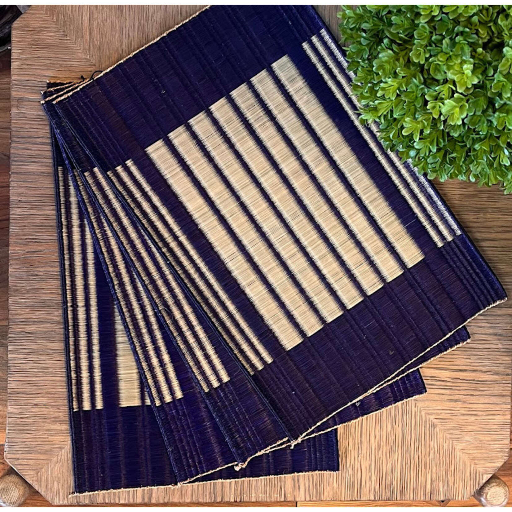 Seak Handmade Sedge Placemat Harmony Garden Collection