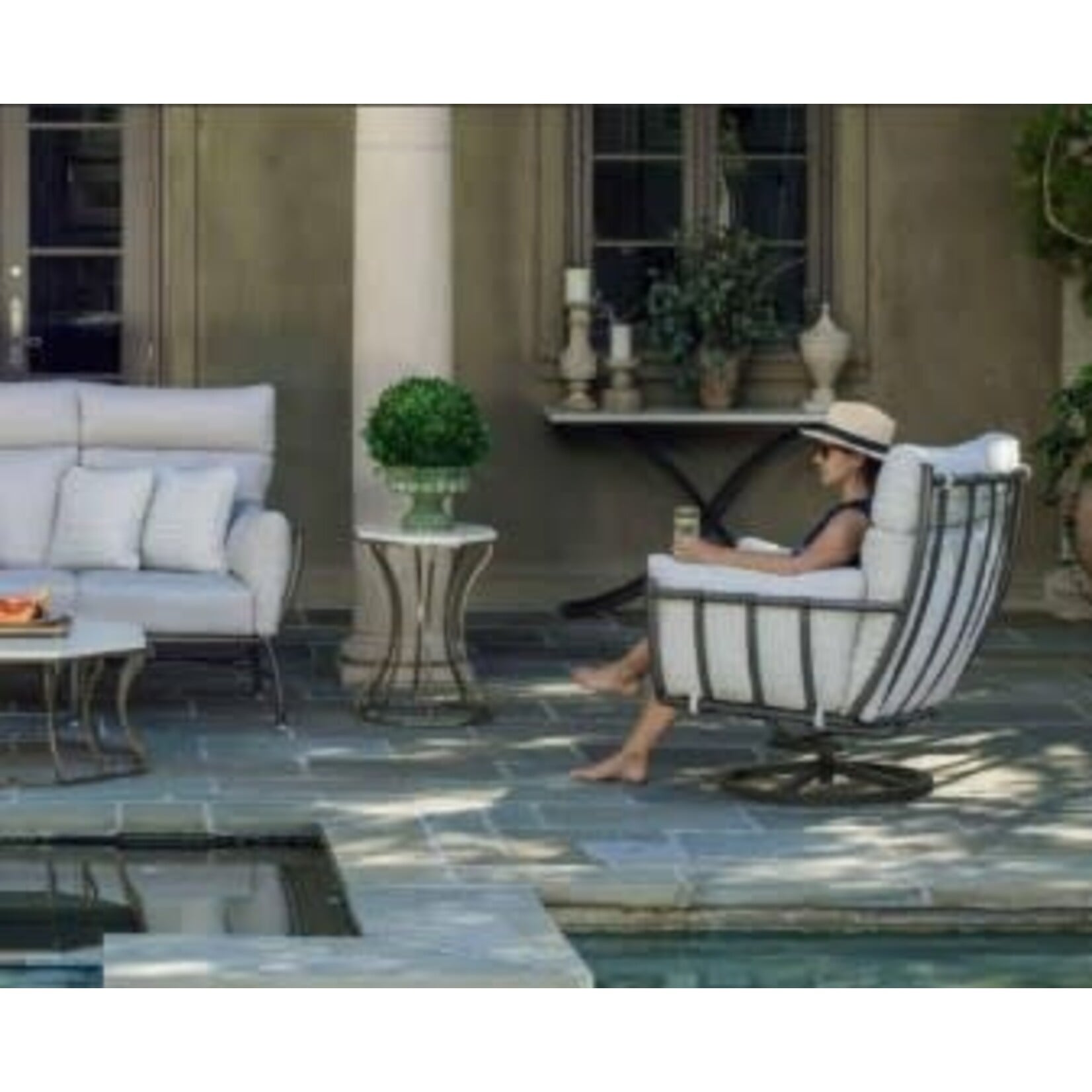 Summer Classics Marco  Ebony & Dove Grey Outdoor Console Table