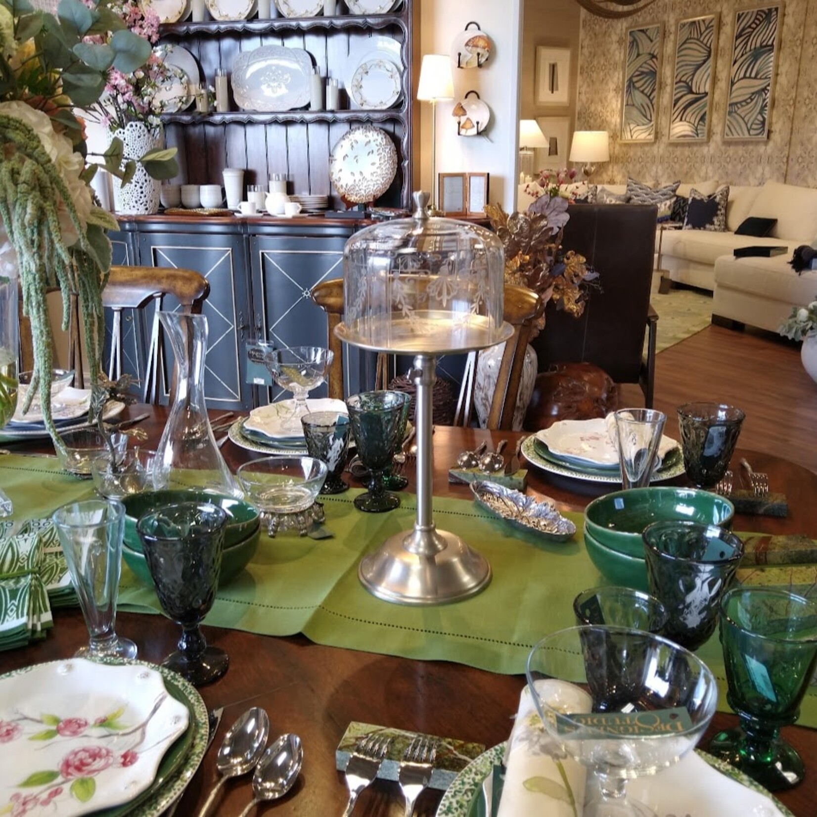 America Retold Etched Cloche Dessert Stand
