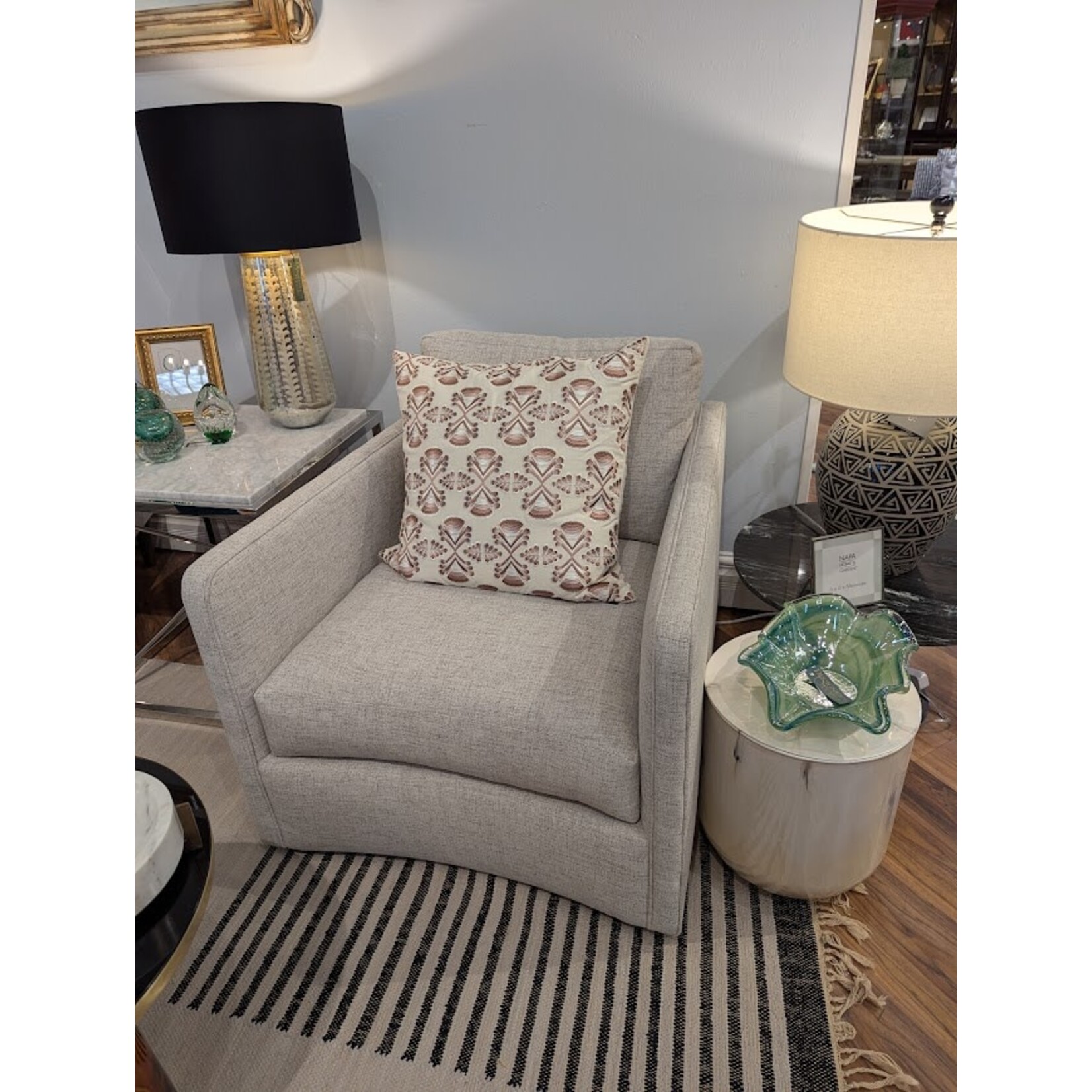 Vanguard Furniture Wynne Swivel Chair Jack Linen Fabric