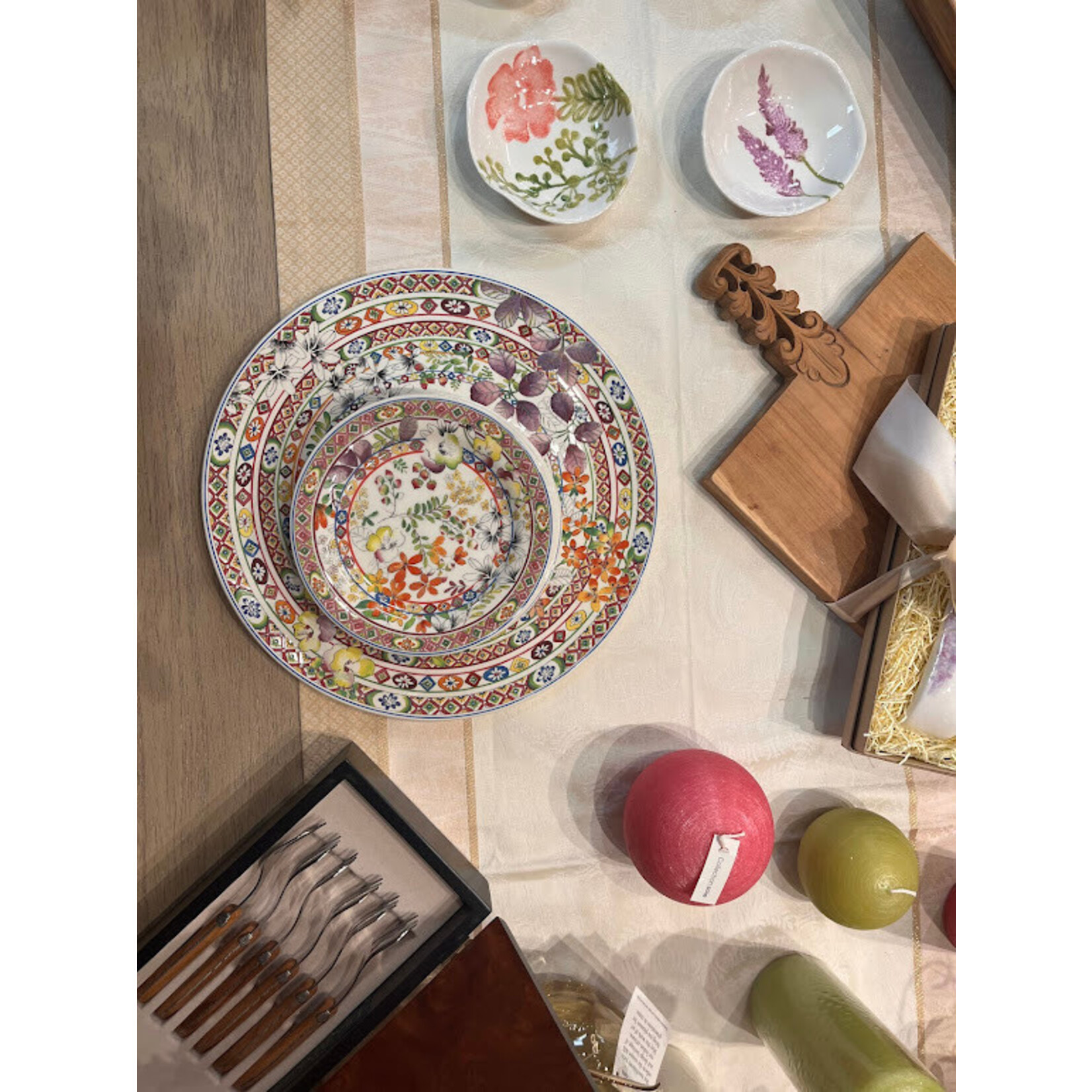 Gien Bagatelle Floral & Leaf Cake Platter