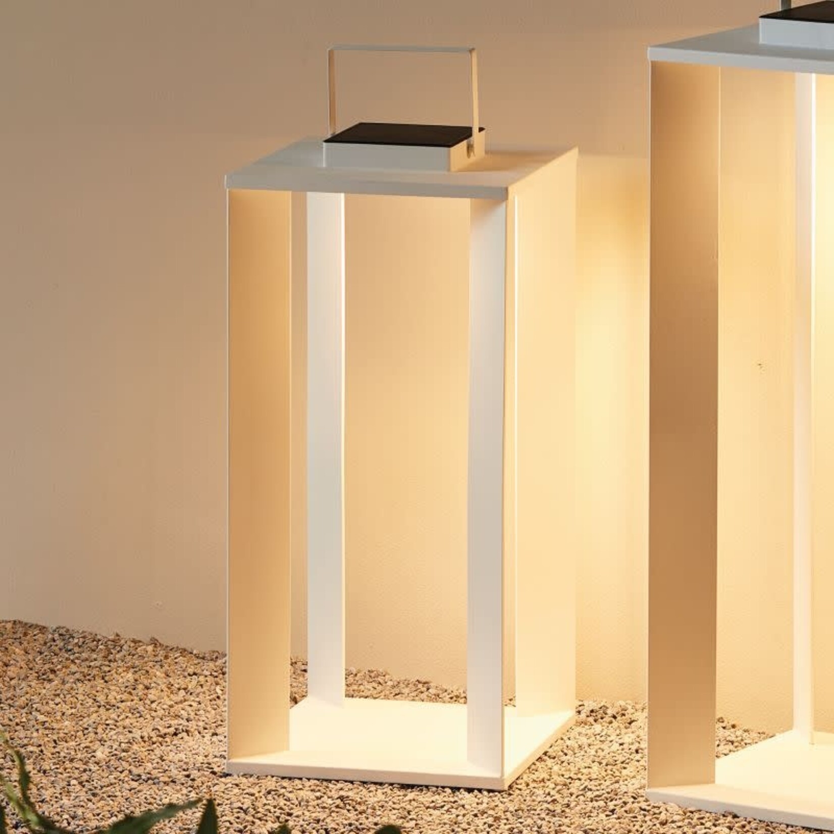 Napa Home and Garden Hanley Solar LED Lantern