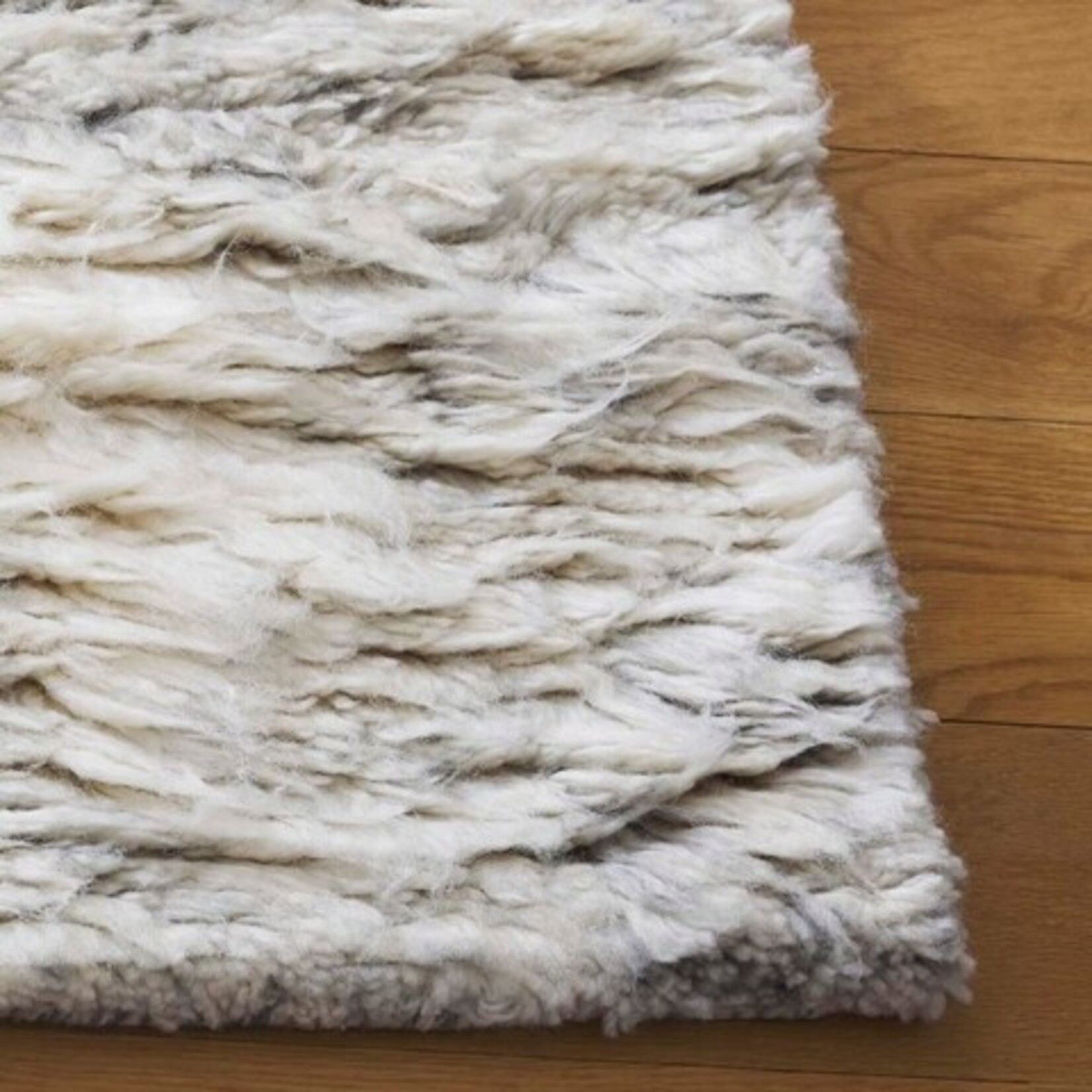 Safavien Tribeca Collection Rug 6'x9' Gray Ivory